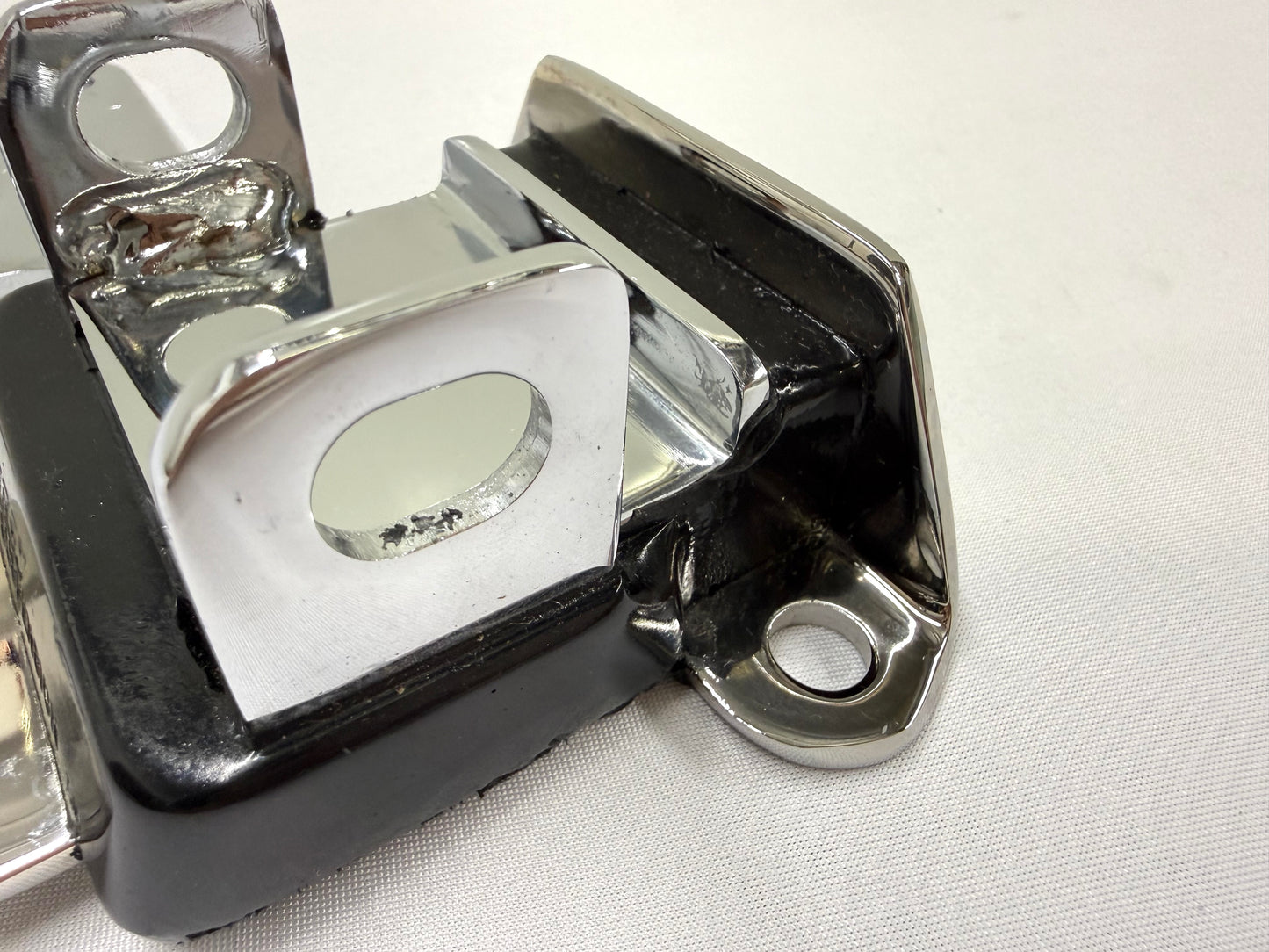 HEAVY DUTY ENGINE MOTOR MOUNT (SMALL BLOCK & BIG BLOCK CHEVY SBC 283 305 327 350 BB 383 400 396 427 454) / IMPORT CHROME 1PC
