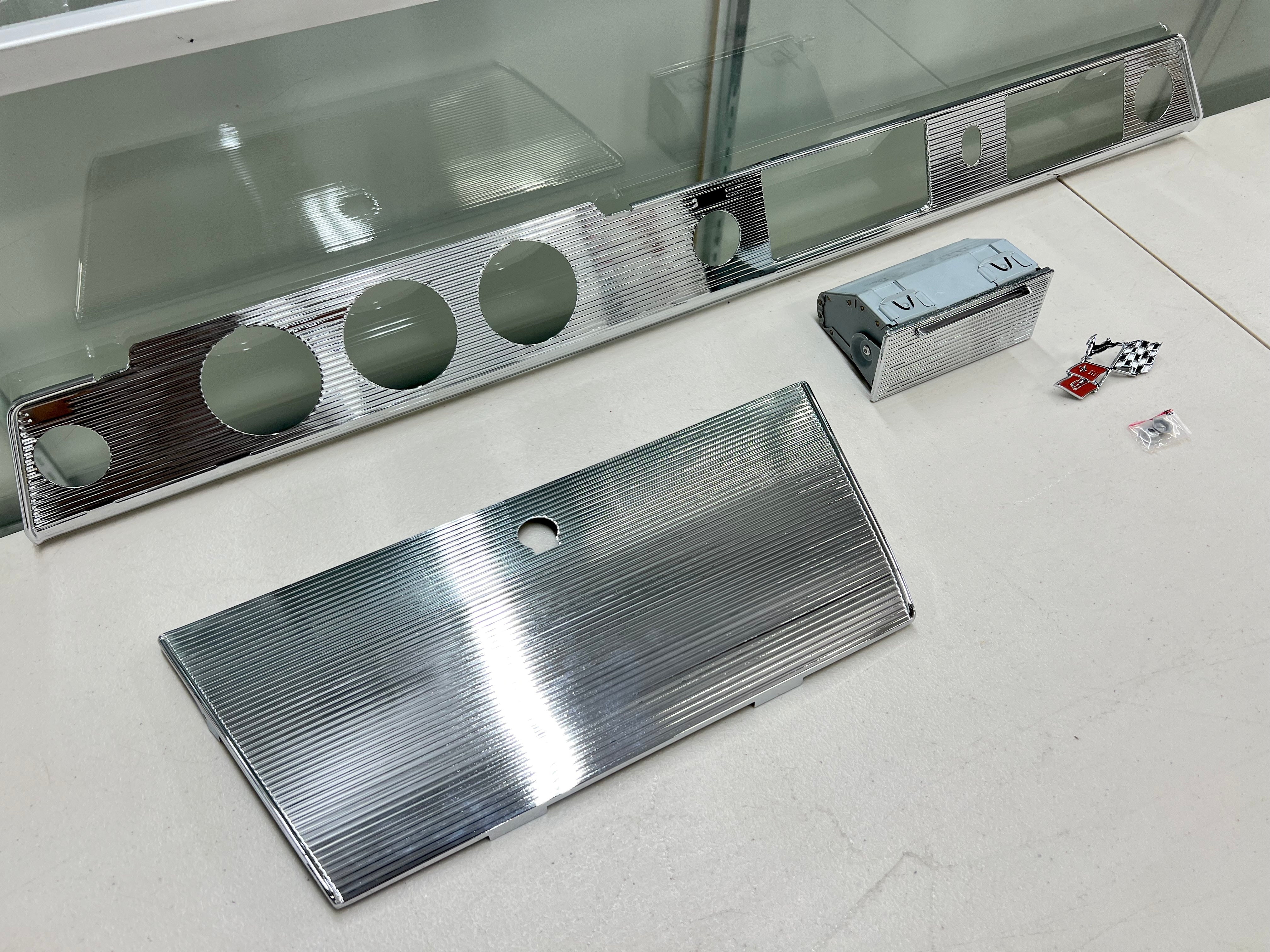 thumbnail image 2 of 1961 Chevy Impala Aluminum Dash Trim Molding Fascia Plate - Chevrolet Parts Source, 61DASH 2 of 4
