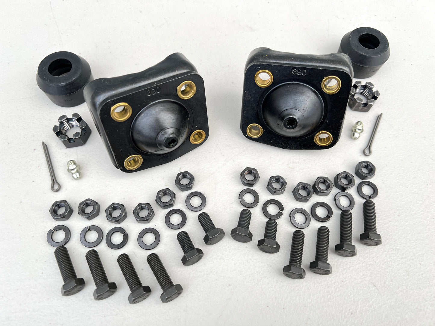 PREMIUM HD LOWER BALL JOINTS FOR 1955-1957 TRI5 CHEVY BEL AIR (PAIR) / RAW FINISH