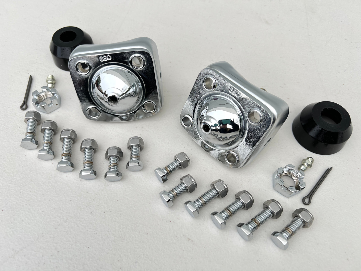 PREMIUM HD LOWER BALL JOINTS PAIR FOR 1955-1957 TRI5 CHEVY BEL AIR / CHROME FINISH