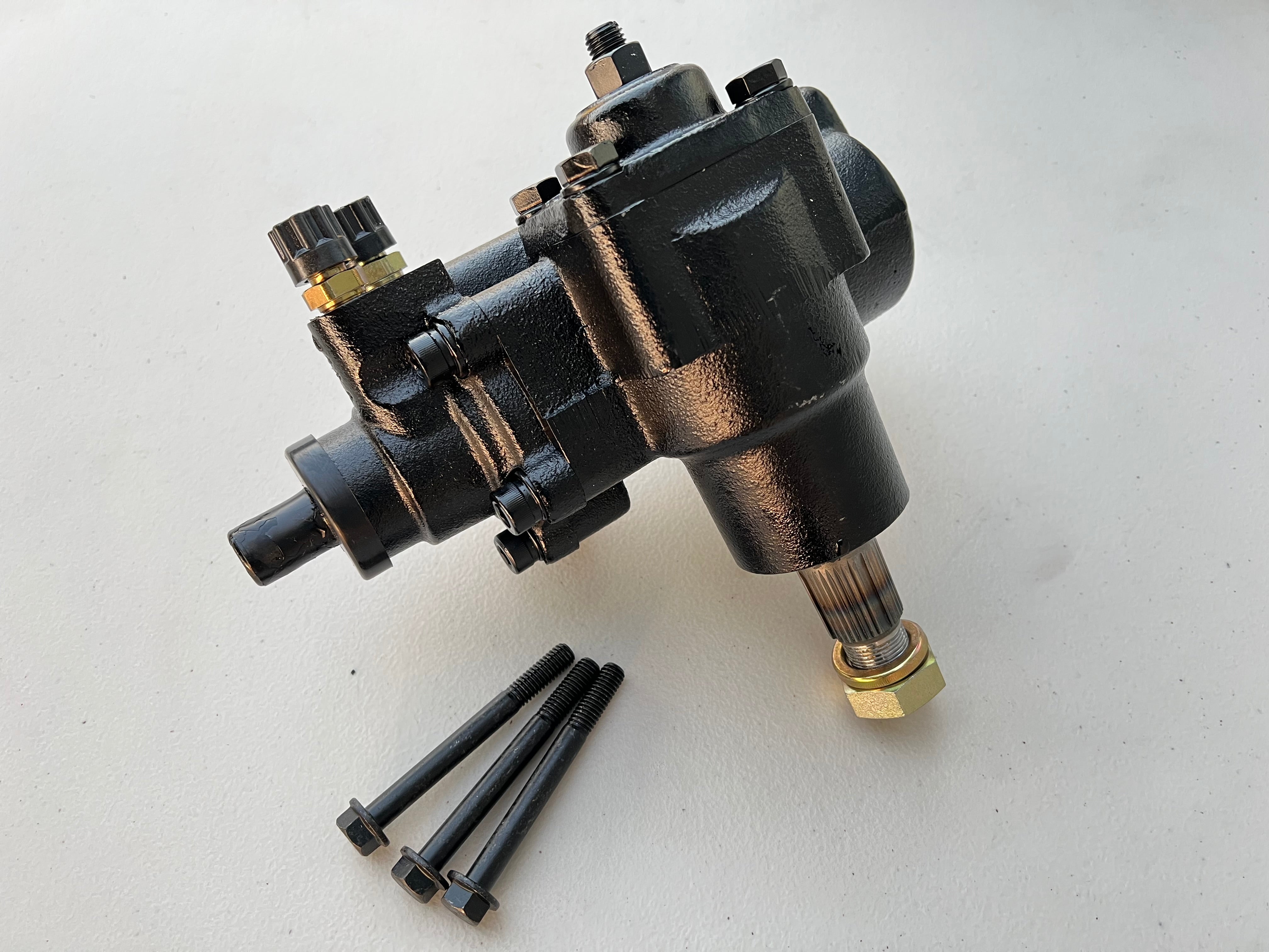 power steering gear box DIRECT FIT BOLT-ON POWER STEERING GEARBOX 500 SERIES / BLACK COAT FINI – MK GARAGE INC