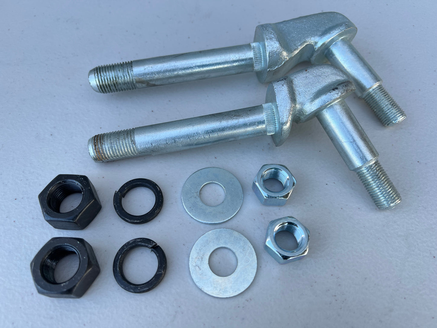 1959-64 GM CHEVY FULL SIZE IMPALA BEL AIR BISCAYNE REAR REGULAR SHOCK MOUNT BOLTS 1PAIR / ZINC PLATED FINISH