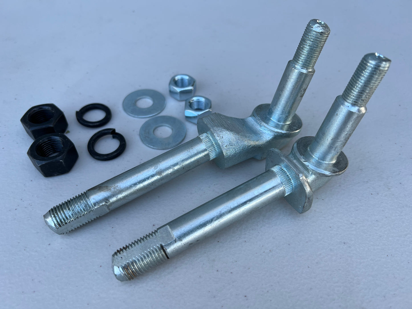 1959-64 GM CHEVY FULL SIZE IMPALA BEL AIR BISCAYNE REAR REGULAR SHOCK MOUNT BOLTS 1PAIR / ZINC PLATED FINISH