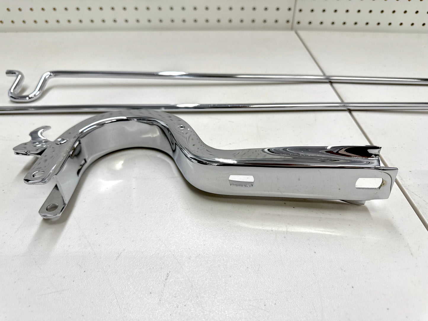1961-64 CHEVY IMPALA / FULL SIZE TRUNK LID HINGES AND TORQUE RODS SET / CHROME FINISH [ORIGINAL OEM RESTORED]
