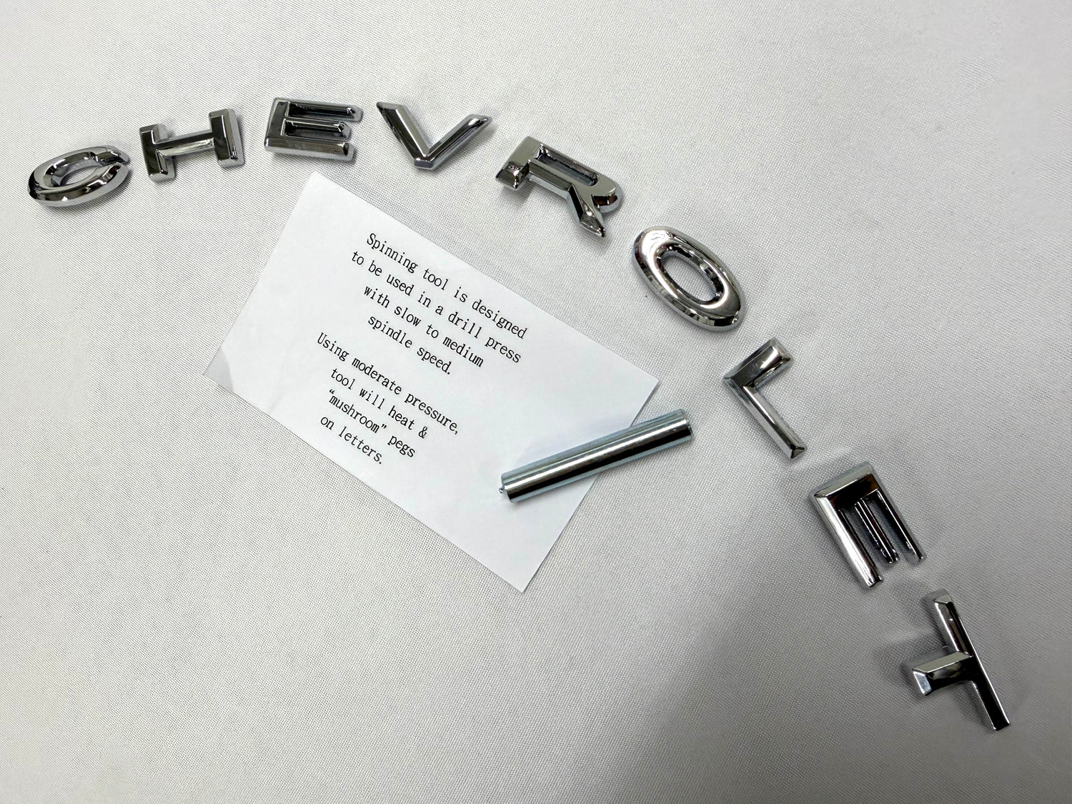 1964 CHEVROLET CHEVY IMPALA / FULL SIZE "CHEVROLET" TRUNK COVE LETTERS (REAR COVE PANEL LETTERS) [NEW]