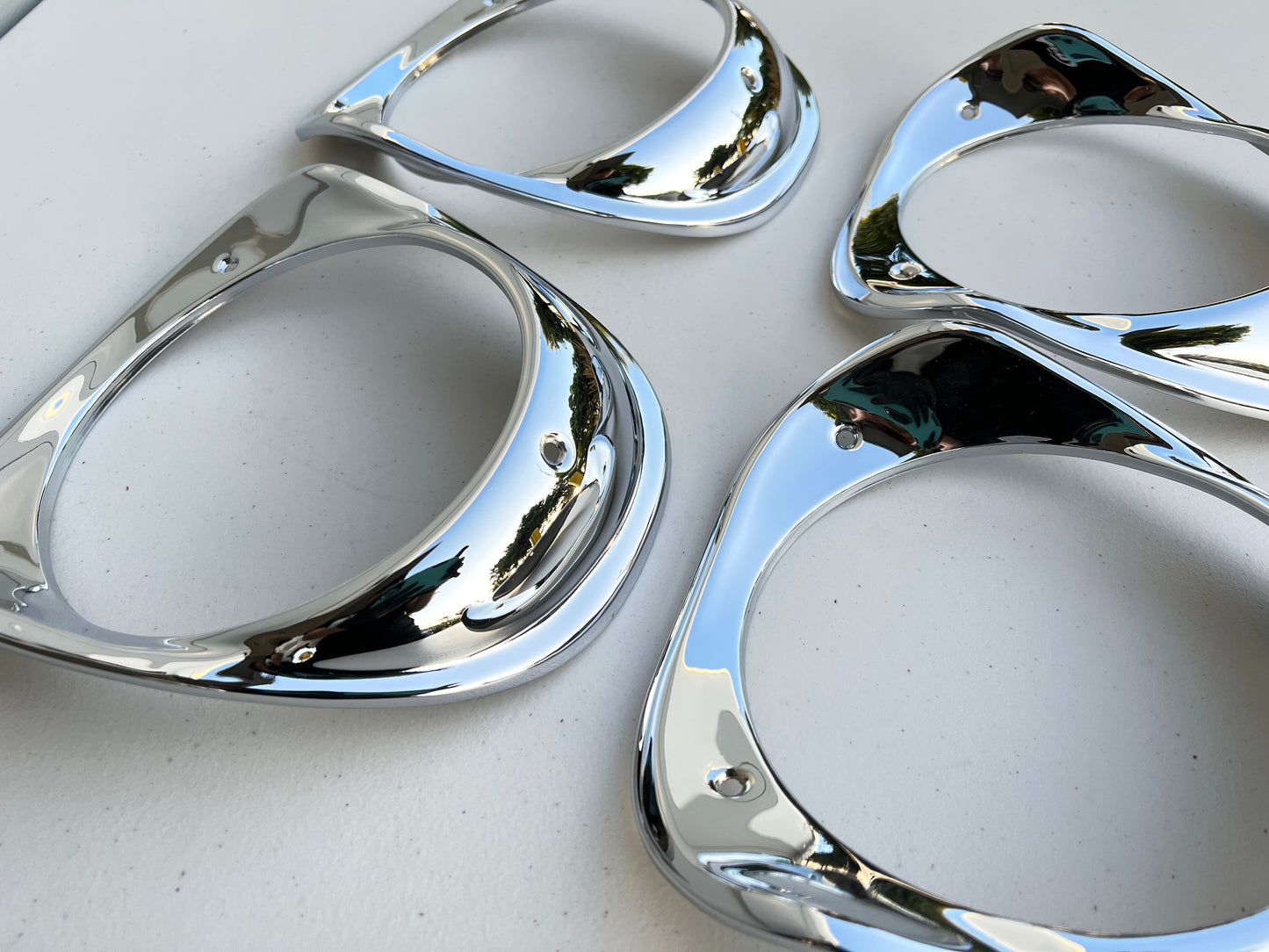 1963 CHEVY IMPALA HEADLIGHT BEZELS 4PC / CHROME FINISH [OEM/ORIGINAL]