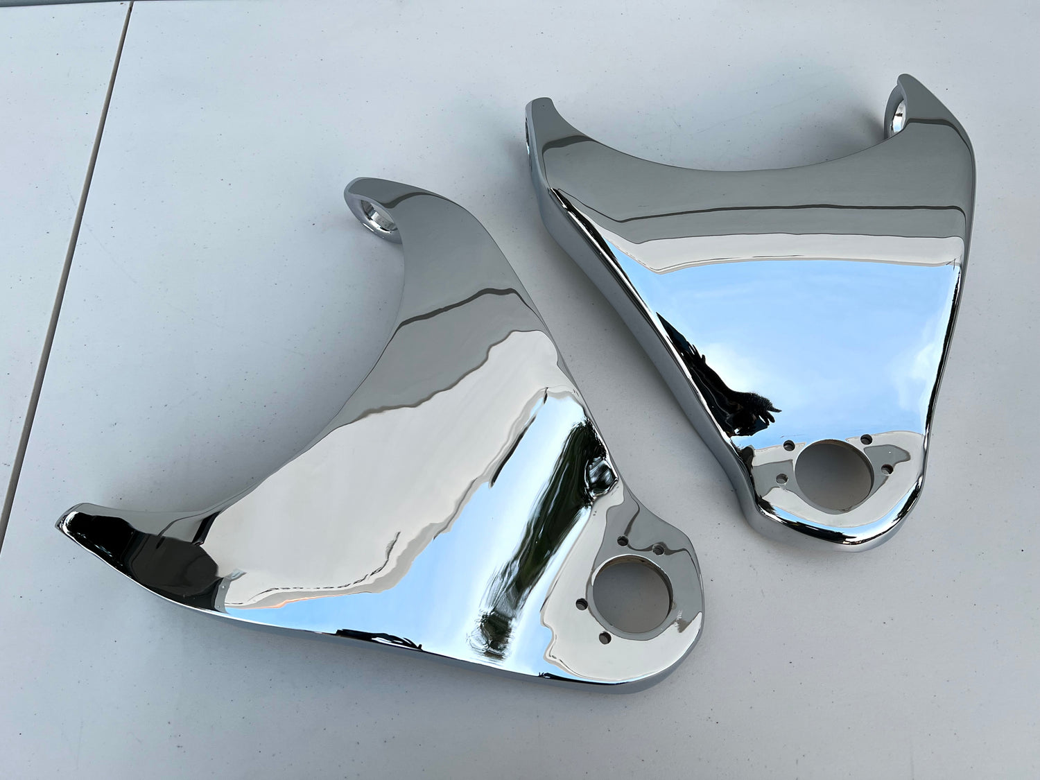 1958-1964 CHEVY IMPALA UPPER CONTROL ARMS 1.5 INCH EXTEND , REINFORCED AND MOLD FOR 4HOLE UPER BALL JOINTS 1PAIR [ORIGINAL / OEM] [CHROME FINISH] [LOWRIDER HYDRAULICS]