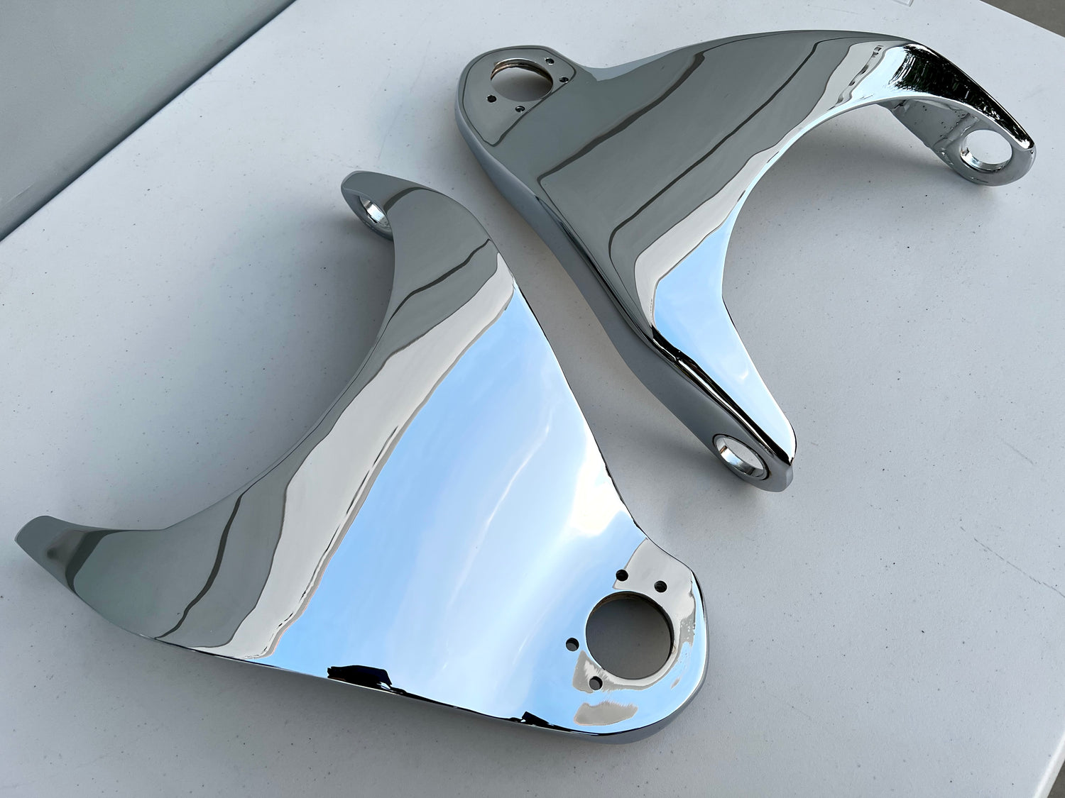 1958-1964 CHEVY IMPALA UPPER CONTROL ARMS 1.5 INCH EXTEND , REINFORCED AND MOLD FOR 4HOLE UPER BALL JOINTS 1PAIR [ORIGINAL / OEM] [CHROME FINISH] [LOWRIDER HYDRAULICS]