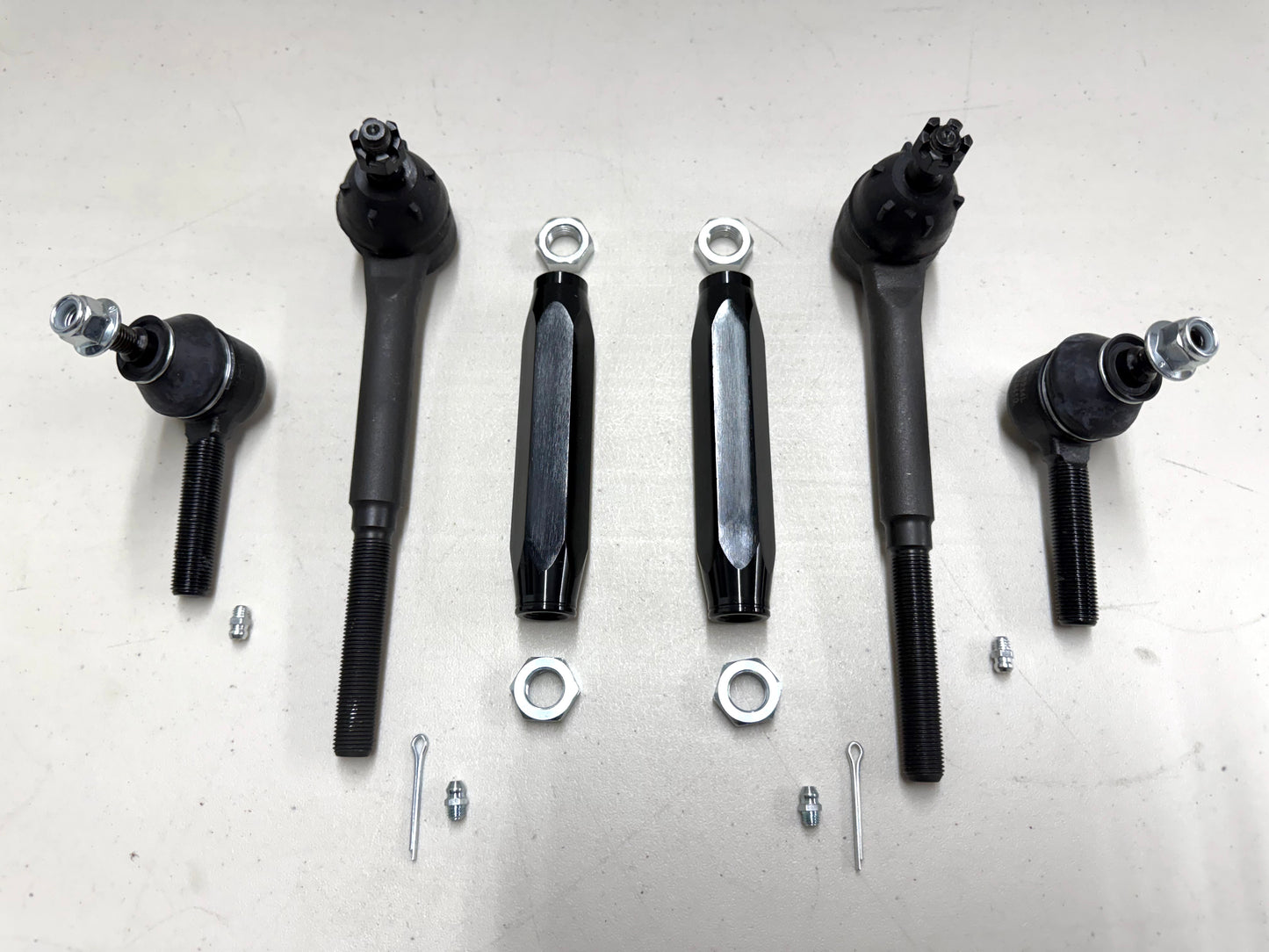 1955-1957 GM CHEVY CHEVROLET FULL SIZE / BEL AIR STANDARD TIE ROD END AND BLACK ANODIZED SLEEVE SET [NEW]