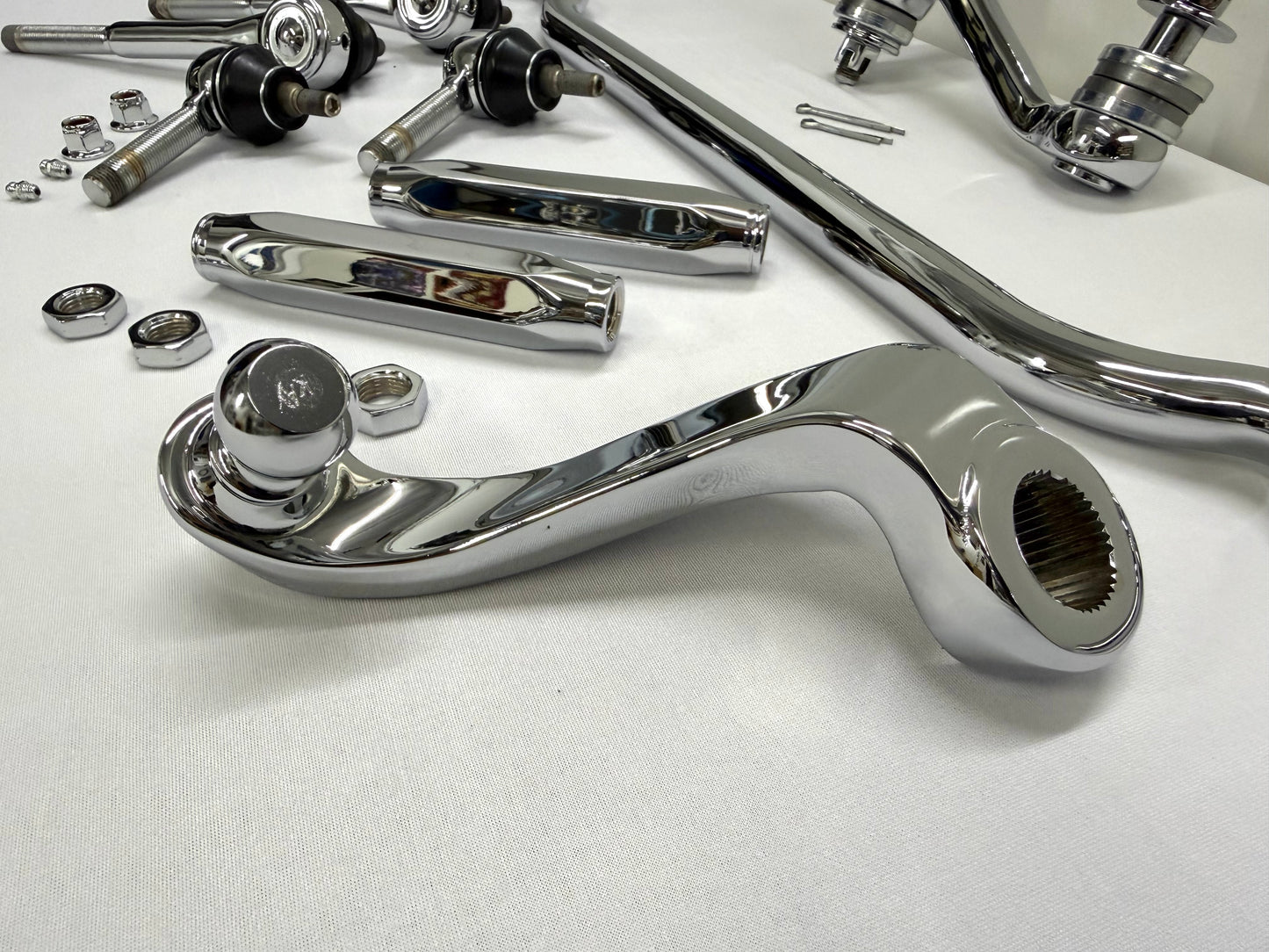 1955-57 GM CHEVY CHEVROLET BEL AIR NOMAD 210 150 TRI FIVE PREMIUM HEAVY DUTY COMPLETE STEERING LINKAGE KIT W/ IDLER ARM BEARING UPGRADE (TRIPLE CHROME PLATED)