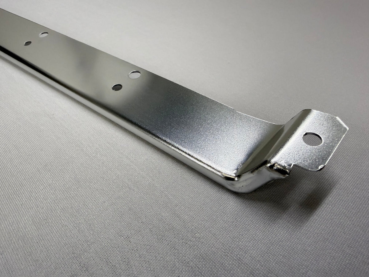 1962 CHEVY IMPALA BEL AIR BISCAYNE / FULL SIZE FRONT GRILL (GRILLE) UPPER MOLDING 1PC [NEW]