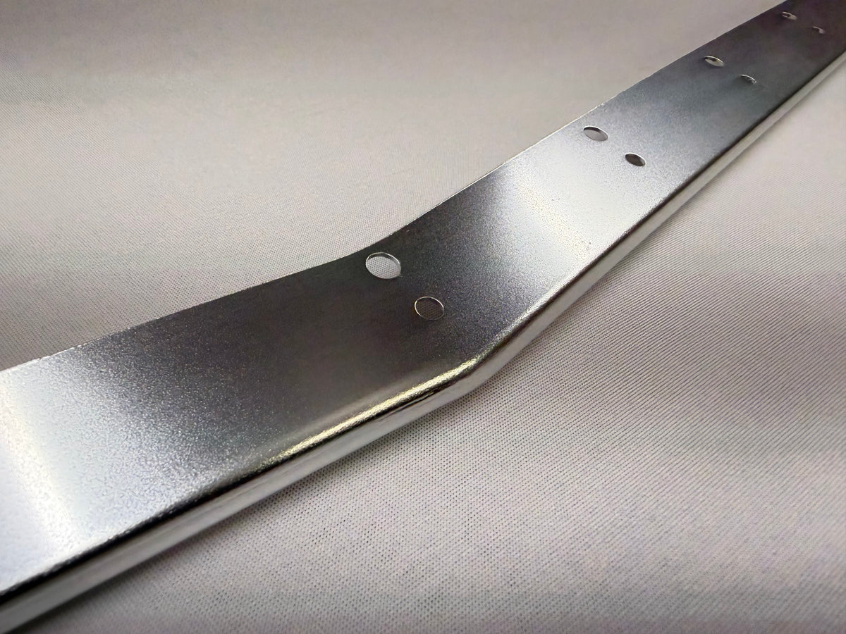 1962 CHEVY IMPALA BEL AIR BISCAYNE / FULL SIZE FRONT GRILL (GRILLE) UPPER MOLDING 1PC [NEW]