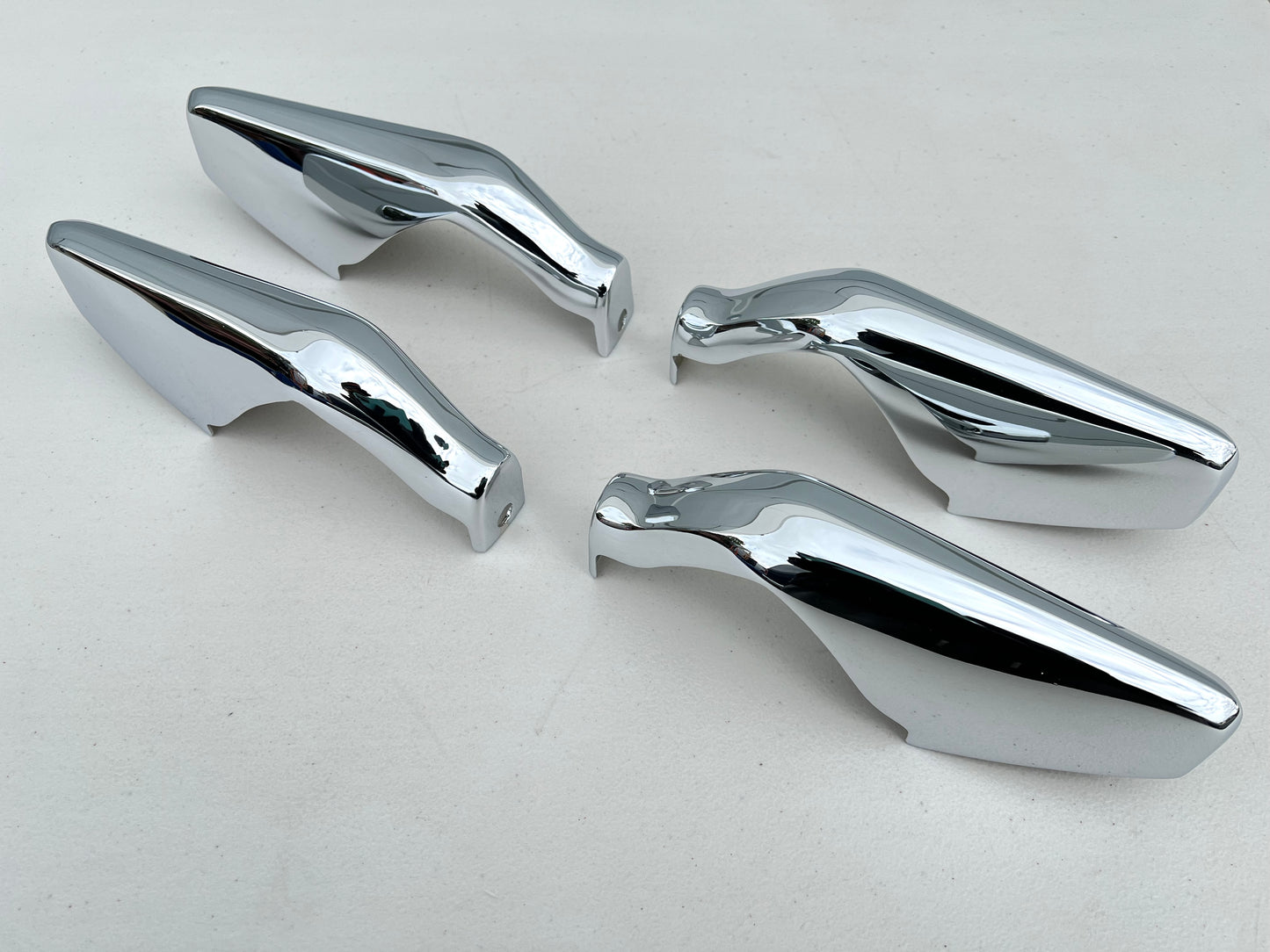 1961 CHEVY IMPALA / FULL SIZE REAR BUMPER GUARDS 4PC / CHROME FINISH [ORIGINAL OEM RESTORED]