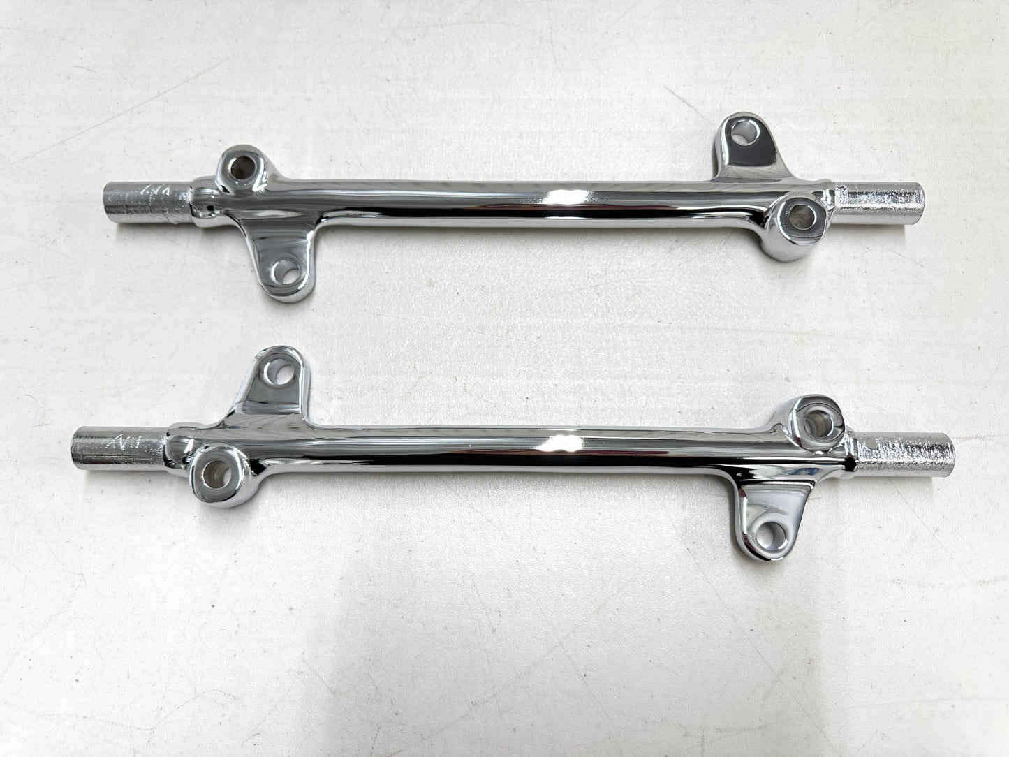 [ORIGINAL OEM RESTORED] 1955-1957 CHEVY BEL AIR 210 150 TRI5 LOWER CONTROL ARM SHAFT 1PAIR [CHROME FINISH]