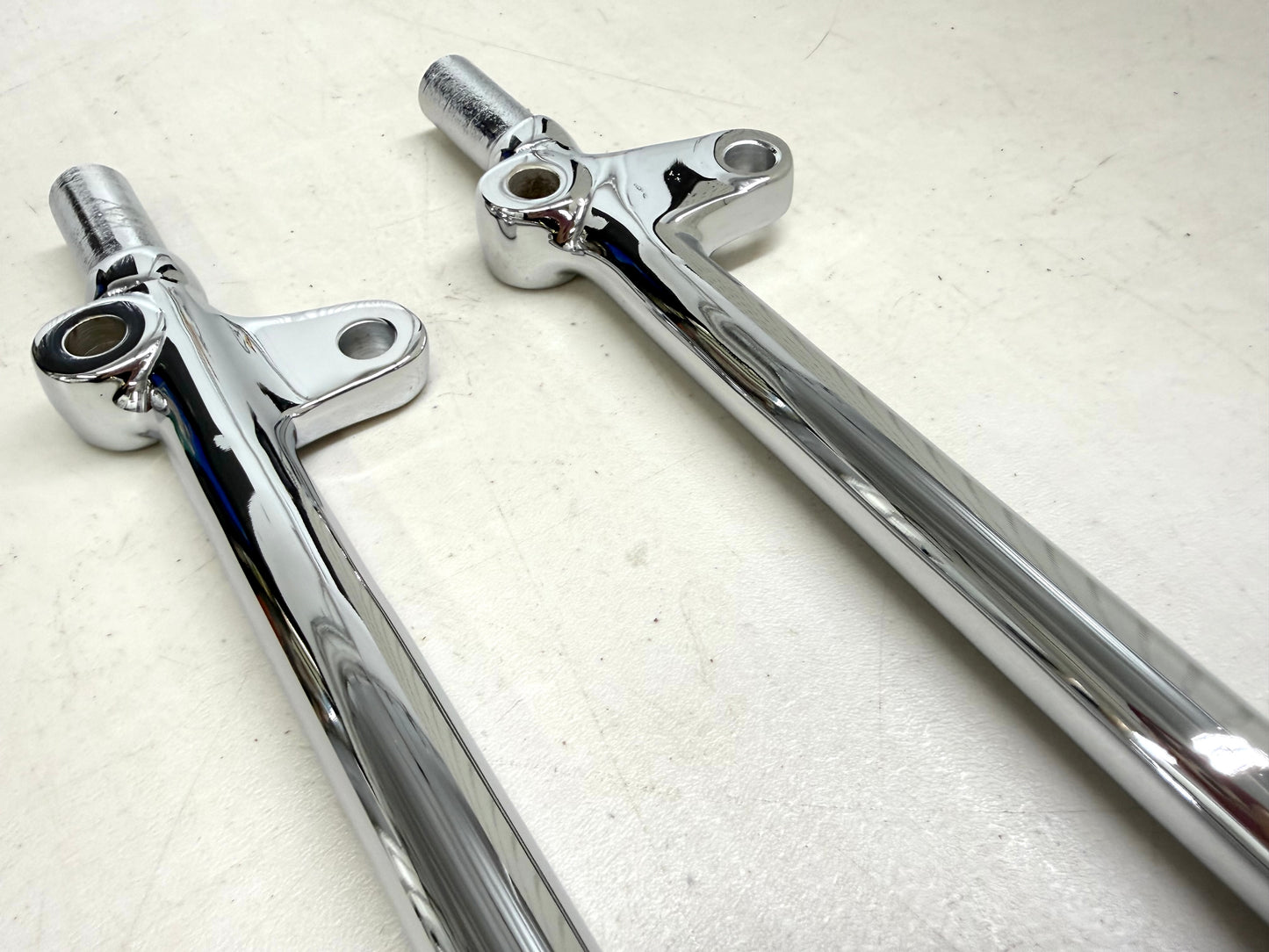 [ORIGINAL OEM RESTORED] 1955-1957 CHEVY BEL AIR 210 150 TRI5 LOWER CONTROL ARM SHAFT 1PAIR [CHROME FINISH]