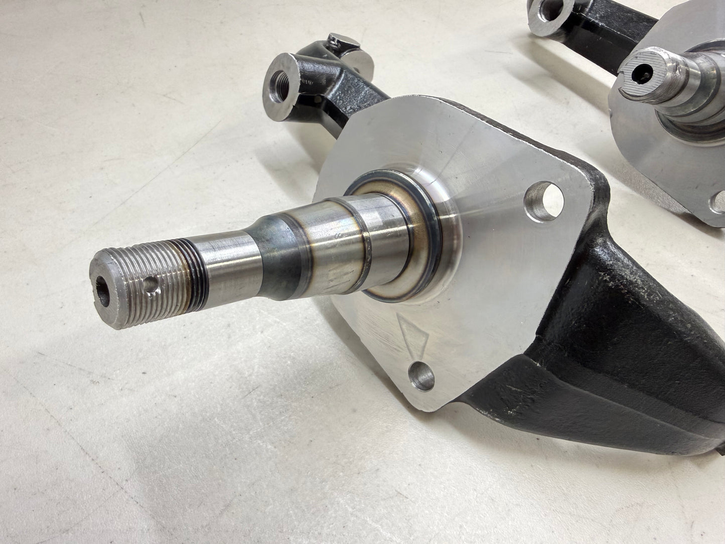 1959-64 CHEVY IMPALA BELAIR DRUM BRAKE SPINDLES (PAIR) / RAW FINISH [NEW]