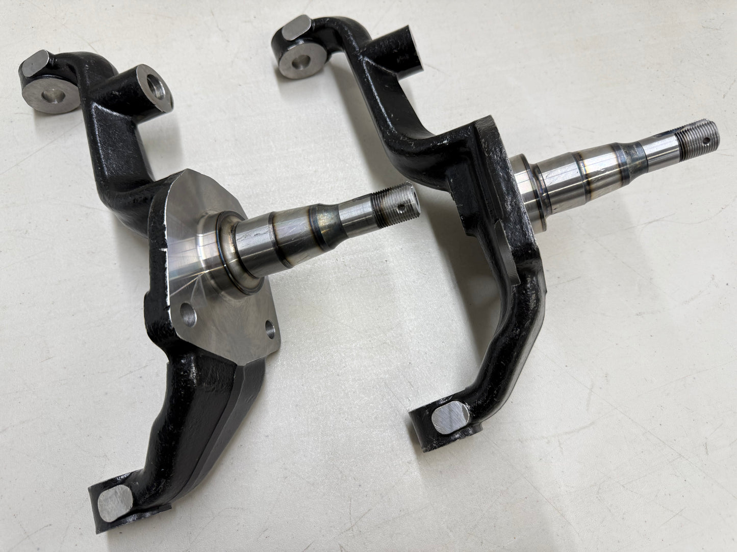 1959-64 CHEVY IMPALA BELAIR DRUM BRAKE SPINDLES (PAIR) / RAW FINISH [NEW]