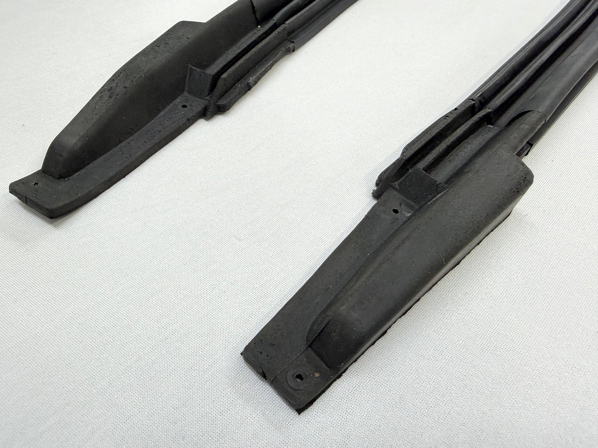 1963-1964 CHEVROLET CHEVY IMPALA 2 DOOR CONVERTIBLE PILLAR POST WEATHERSTRIPS RUBBERS SEALS 1PAIR / OLDSMOBILE 88 98