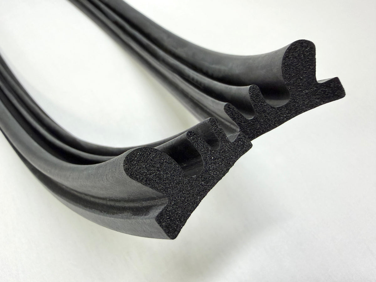 1963-1964 CHEVROLET CHEVY IMPALA 2 DOOR CONVERTIBLE PILLAR POST WEATHERSTRIPS RUBBERS SEALS 1PAIR / OLDSMOBILE 88 98