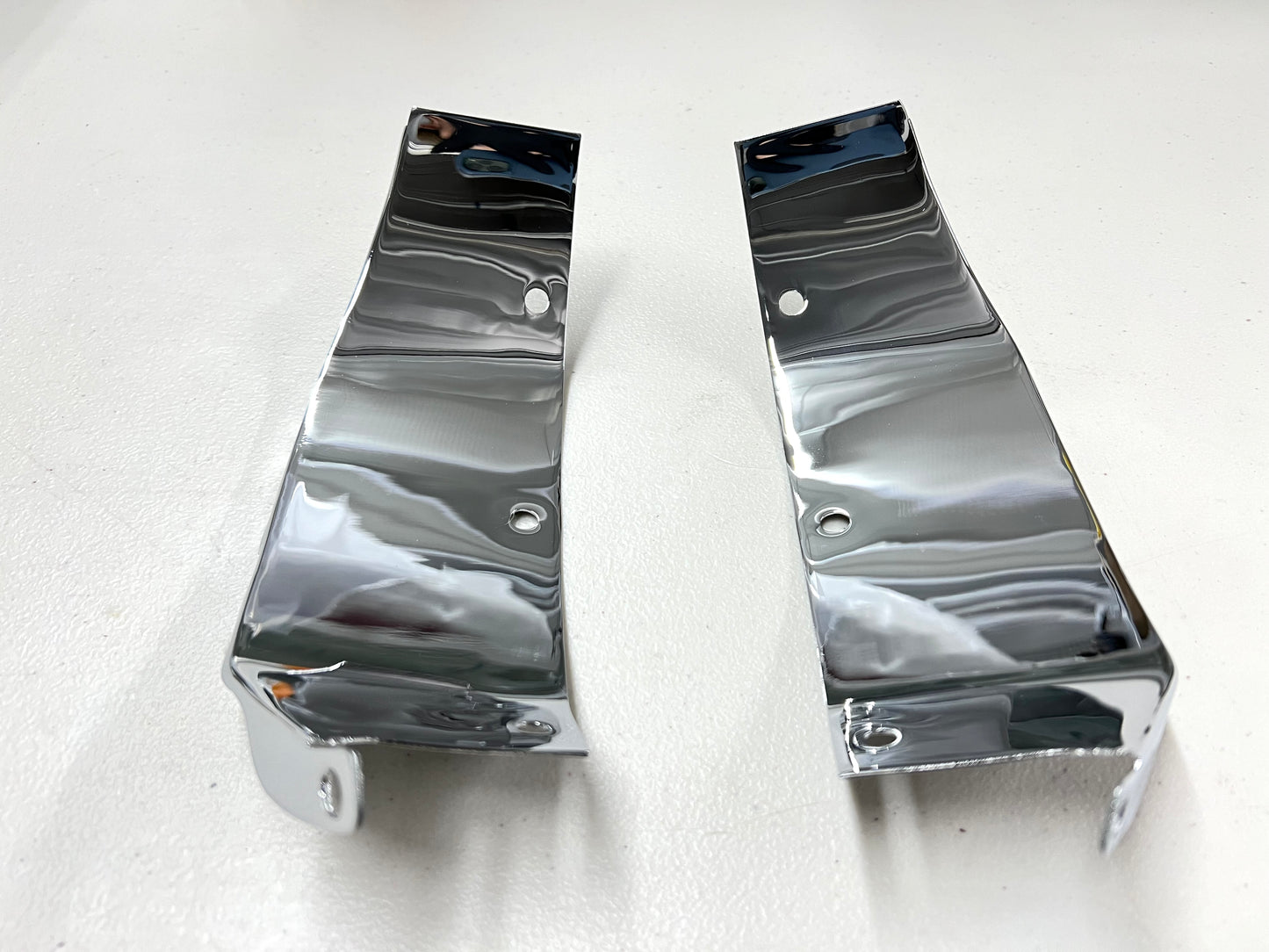 1964 CHEVY IMPALA / FULL SIZE FRONT GRILL FENDER MOUNTING BRACKETS HALF MOON 2PC / CHROME FINISH [ORIGINAL OEM RESTORED]