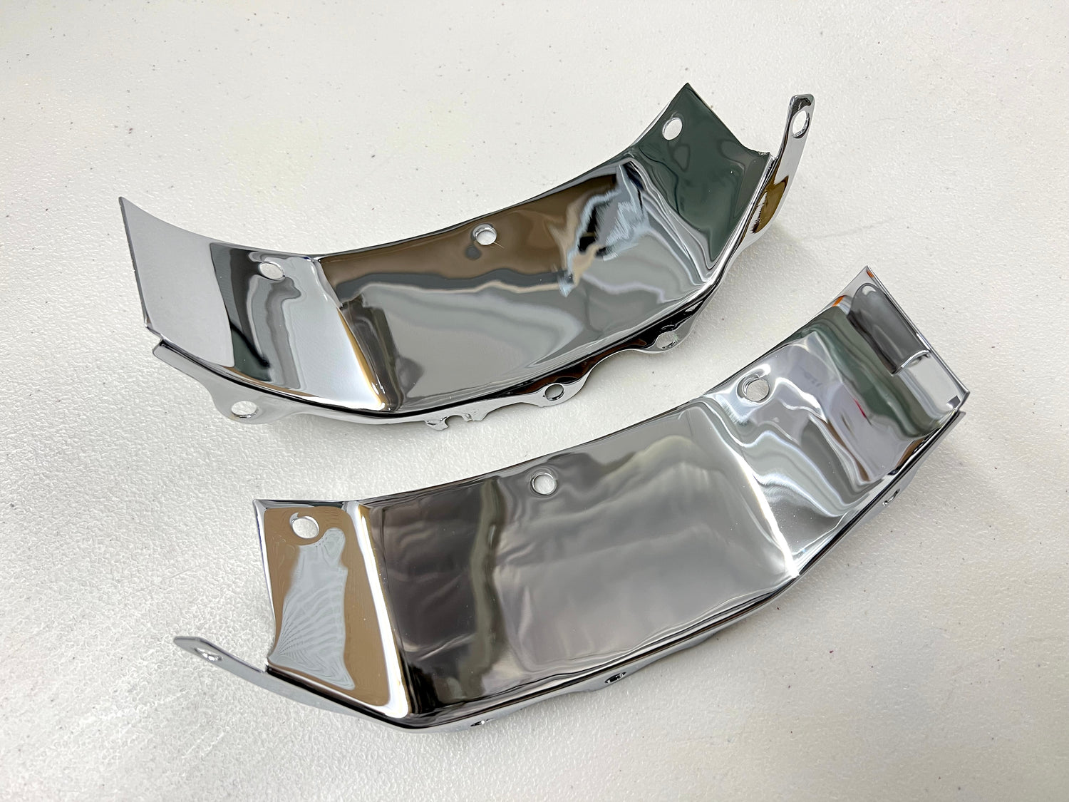 1964 CHEVY IMPALA / FULL SIZE FRONT GRILL FENDER MOUNTING BRACKETS HALF MOON 2PC / CHROME FINISH [ORIGINAL OEM RESTORED]