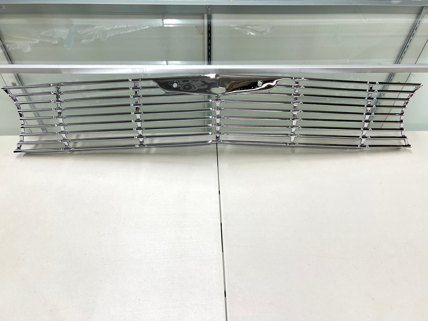 1961 CHEVY IMPALA / FULL SIZE FRONT GRILL (GRILLE) 1PC / CHROME FINISH [ORIGINAL OEM RESTORED]