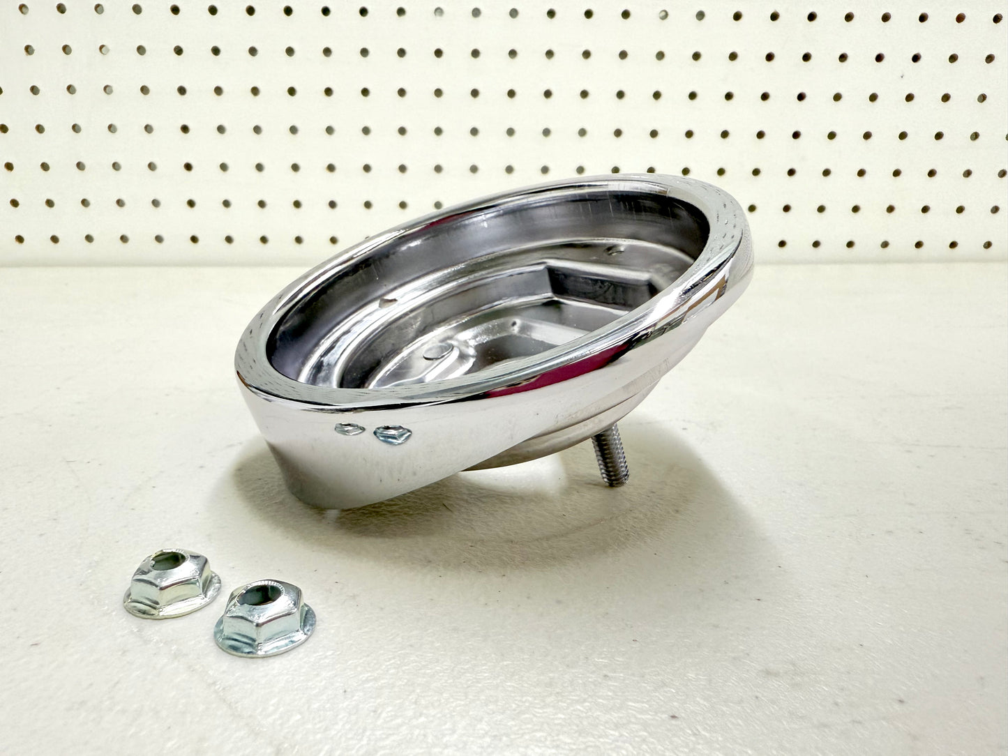1960 CHEVY IMPALA BEL AIR BISCAYNE TAIL LAMP BASE , TAILLAMP BEZEL TAIL LIGHT HOUSING 1PC / IMPORT CHROME [NEW]