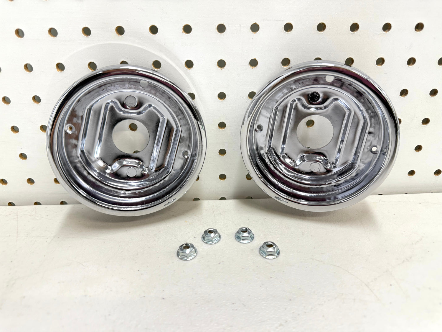 1960 CHEVY CHEVROLET IMPALA REAR BACKUP (REVERSE) LAMP BASE , TAILLAMP BEZEL , BACK UP LIGHT HOUSING SET 2PC / IMPORT CHROME [NEW]
