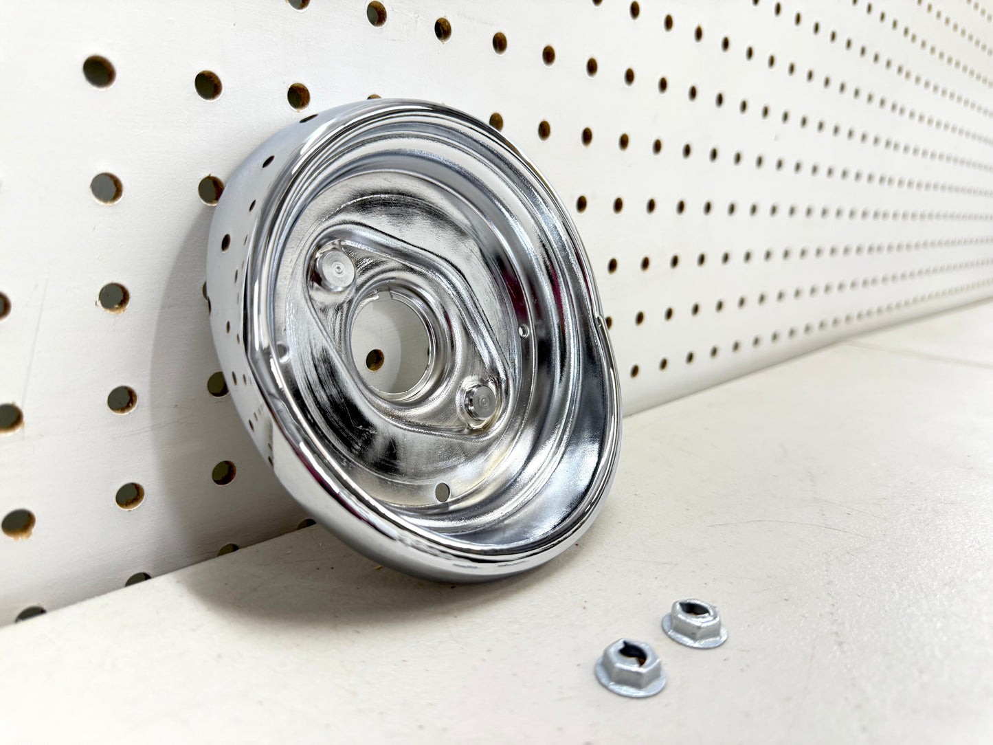 1961 CHEVY IMPALA BEL AIR BISCAYNE TAIL LAMP BASE , TAILLAMP BEZEL TAIL LIGHT HOUSING 1PC / IMPORT CHROME [NEW]