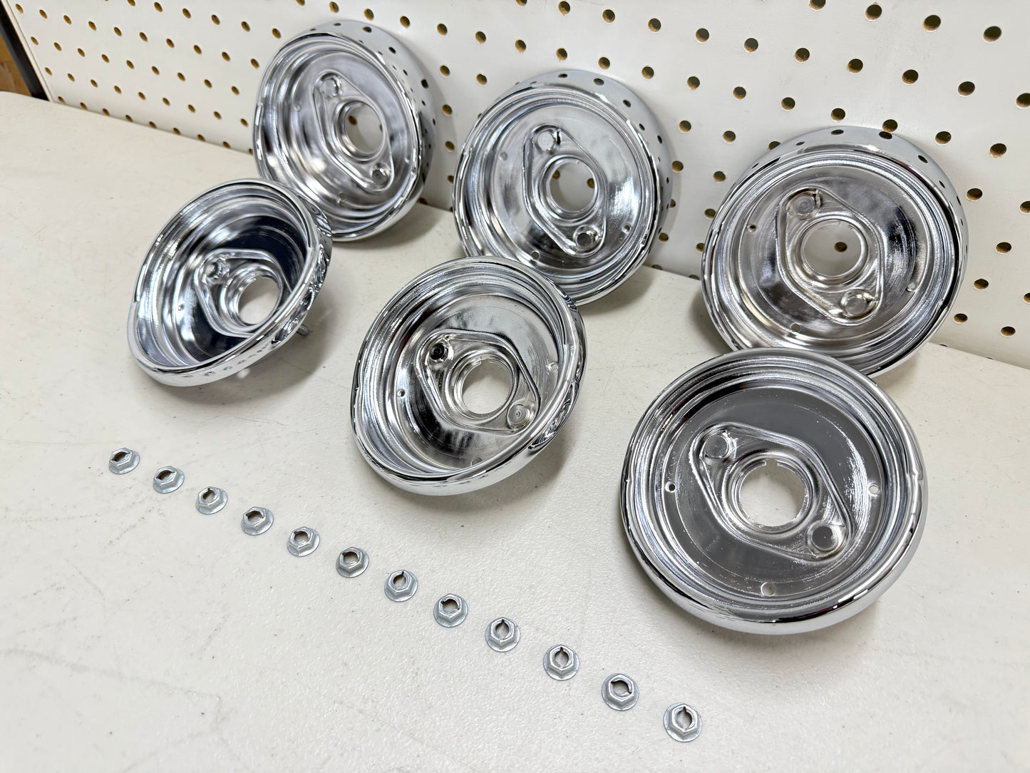 1961 CHEVY IMPALA BEL AIR BISCAYNE COMPLETE TAIL LAMP BASE SET (TAILLAMP BEZEL TAIL LIGHT HOUSING SET) 6PC / IMPORT CHROME [NEW]