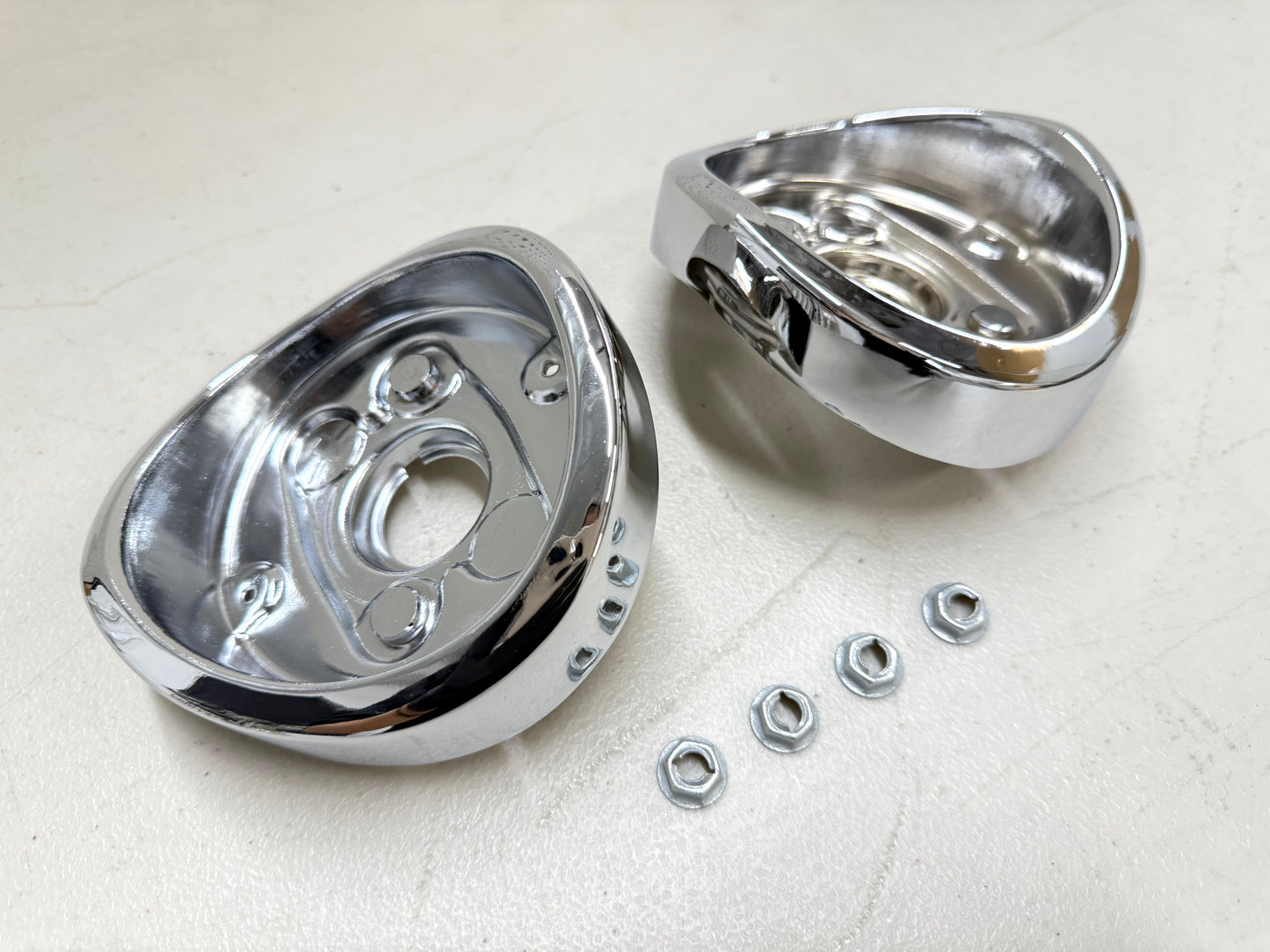 1962 CHEVY IMPALA BEL AIR BISCAYNE TAIL LAMP BASE , TAILLAMP BEZEL TAIL LIGHT HOUSING 1PAIR / IMPORT CHROME [NEW]