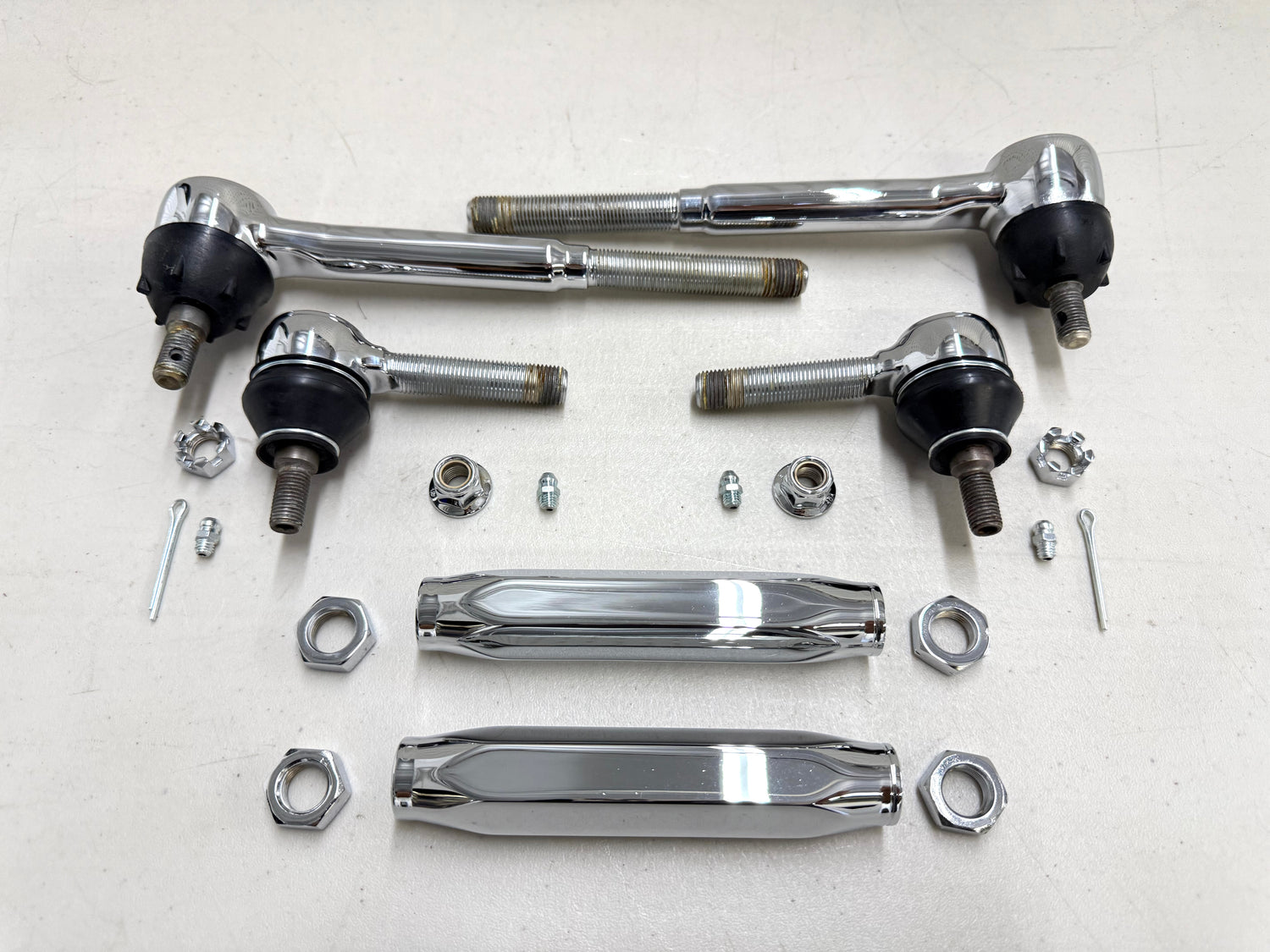 1955-1957 GM CHEVY CHEVROLET FULL SIZE / BEL AIR STANDARD TIE ROD END AND SLEEVE SET [NEW][TRIPLE CHROME FINISH]