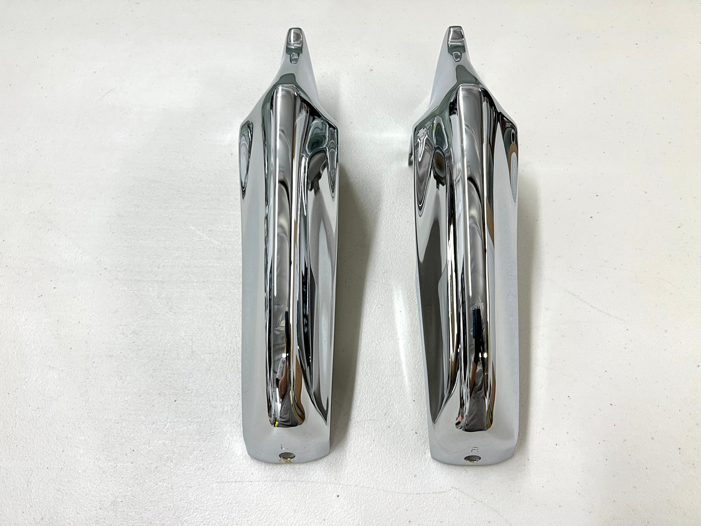 1963 CHEVY IMPALA / FULL SIZE REAR BUMPER GUARDS 2PC / CHROME FINISH [ORIGINAL OEM RESTORED]