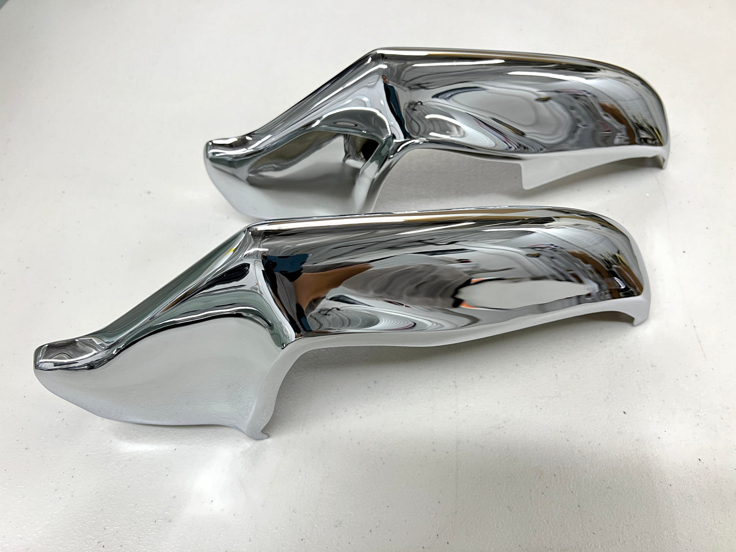 1963 CHEVY IMPALA / FULL SIZE REAR BUMPER GUARDS 2PC / CHROME FINISH [ORIGINAL OEM RESTORED]