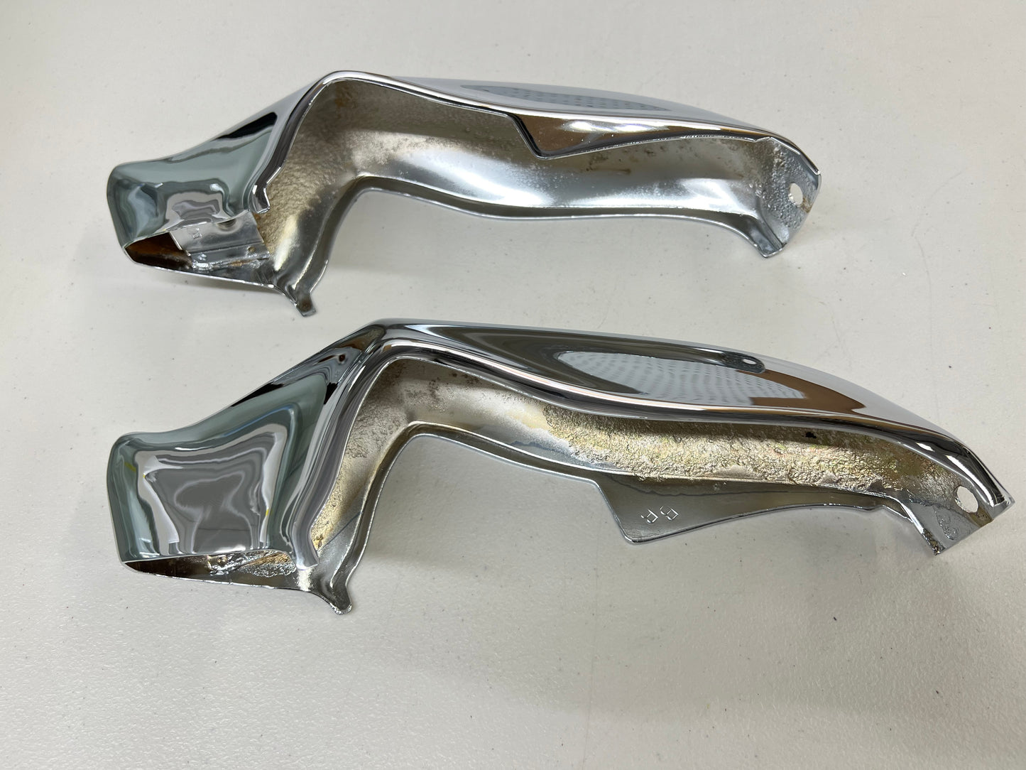 1963 CHEVY IMPALA / FULL SIZE REAR BUMPER GUARDS 2PC / CHROME FINISH [ORIGINAL OEM RESTORED]