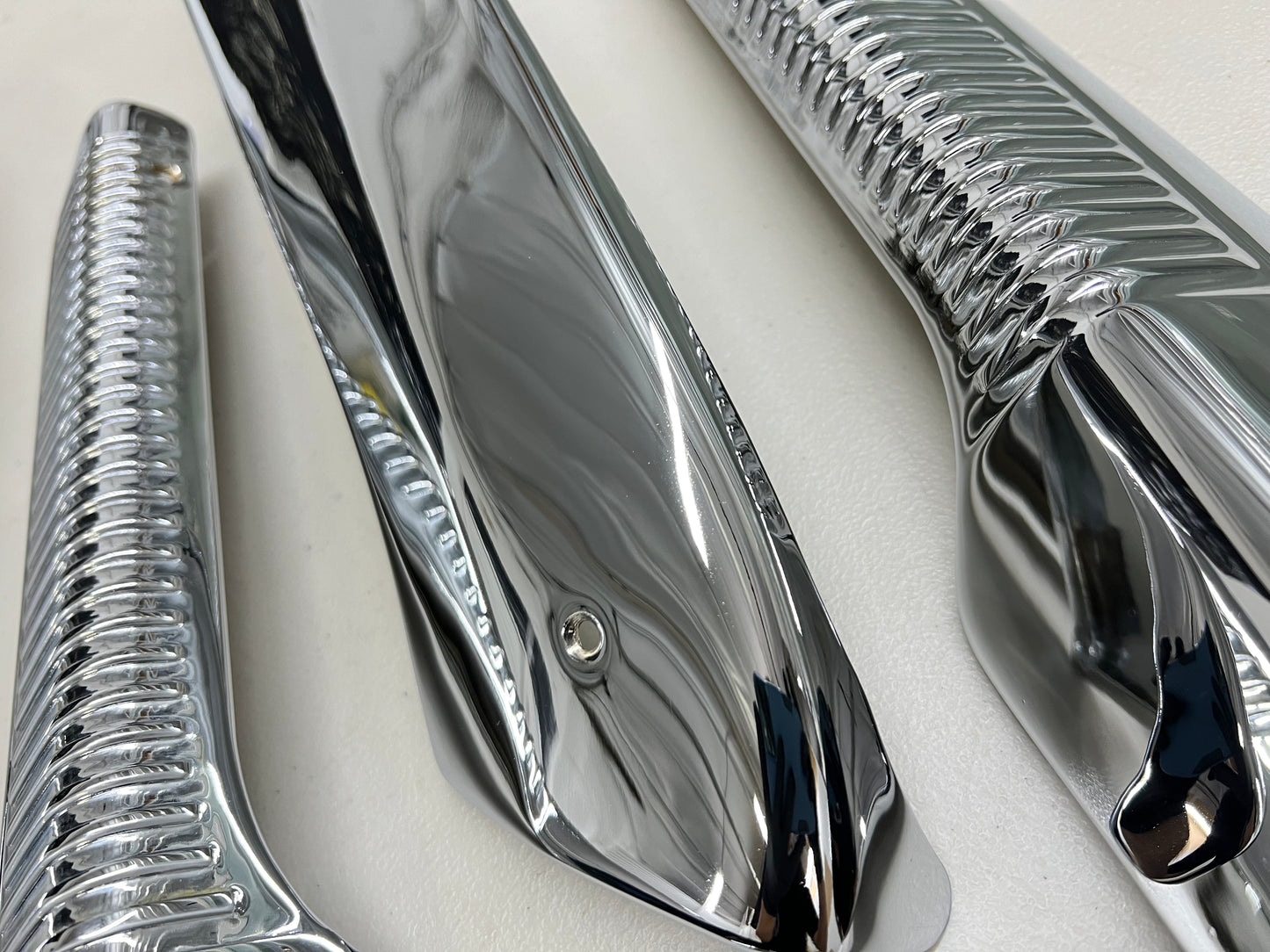 1961-1962 CHEVY IMPALA FRONT BENCH SEAT TRIMS , SHELLS 4PC / CHROME FINISH [GM ORIGINAL OEM RESTORED]