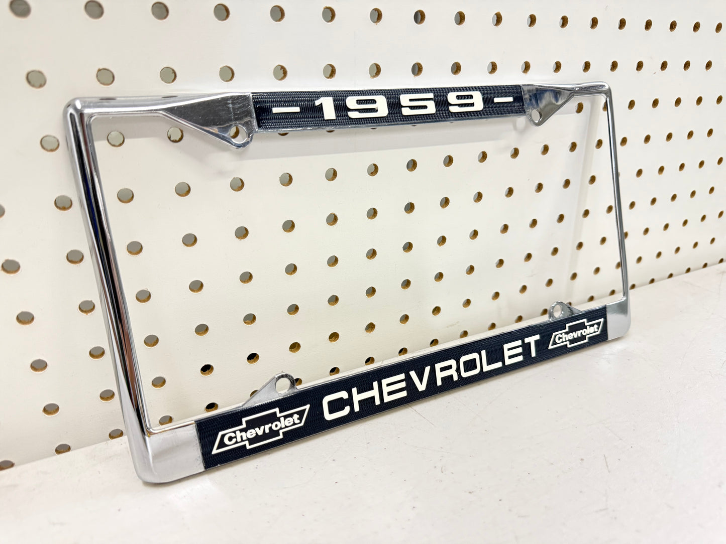 1959 CHEVY CHEVROLET GM LICENSED VINTAGE FRONT REAR LICENSE PLATE HOLDER RETAINER FRAME WITH DUAL BOWTIE LOGOS