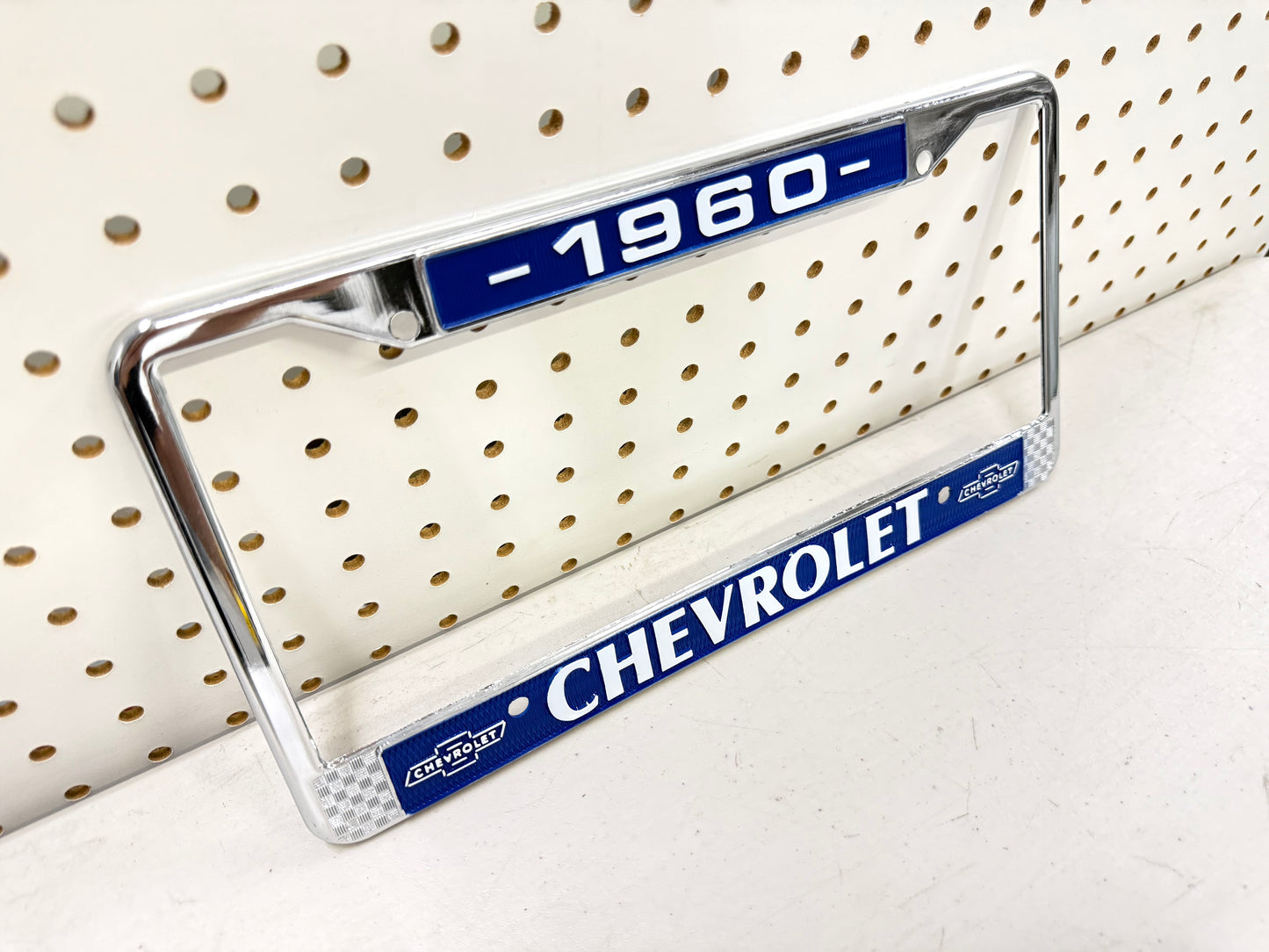 1960 CHEVY CHEVROLET GM LICENSED VINTAGE FRONT REAR LICENSE PLATE HOLDER RETAINER FRAME WITH DUAL BOWTIE LOGOS (BLUE)