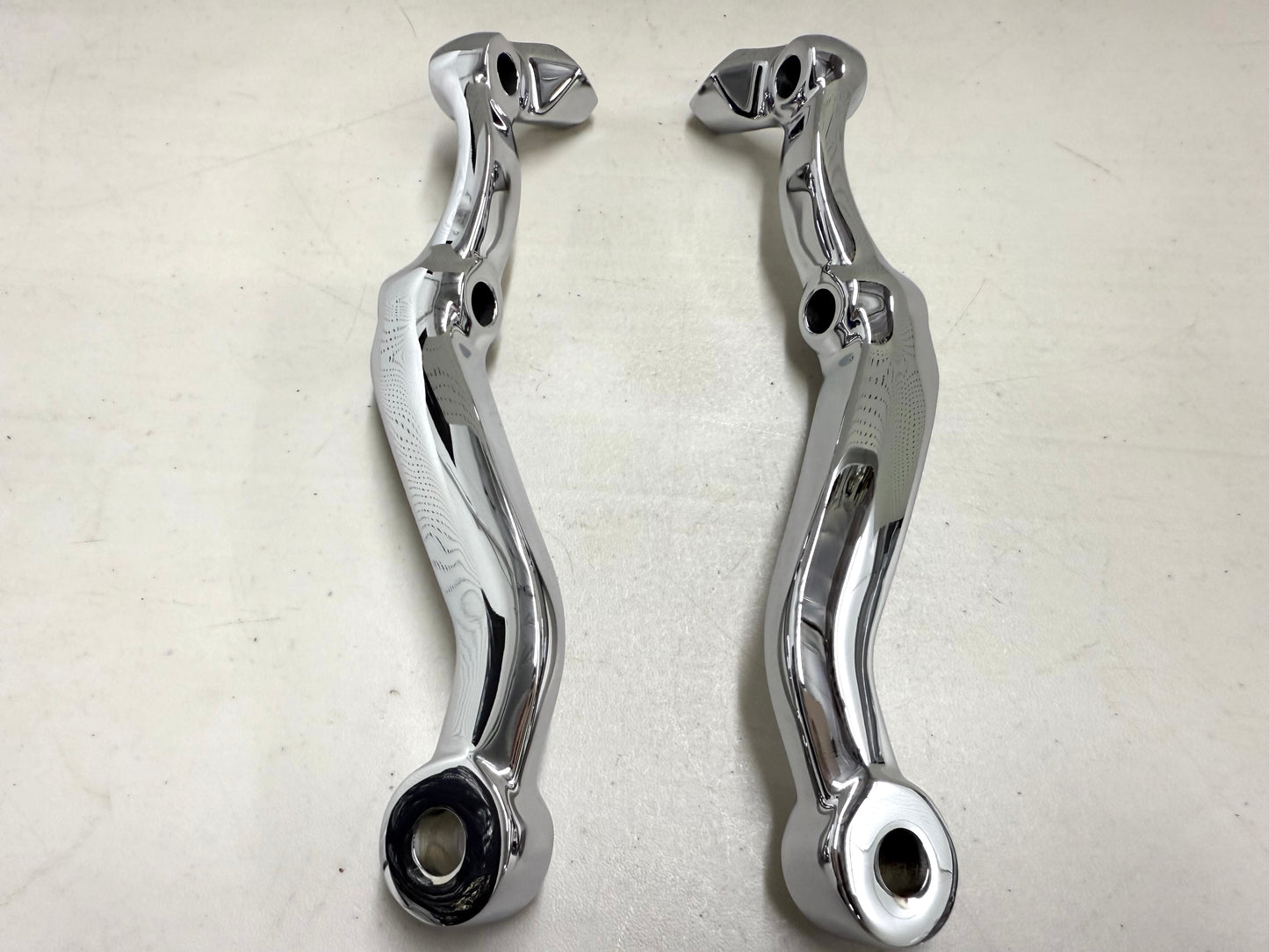 1959-64 CHEVY IMPALA BELAIR BISCAYNE DRUM BRAKE SPINDLE STEERING ARM KNUCKLES (PAIR) / SHOW CHROME FINISH [NEW]