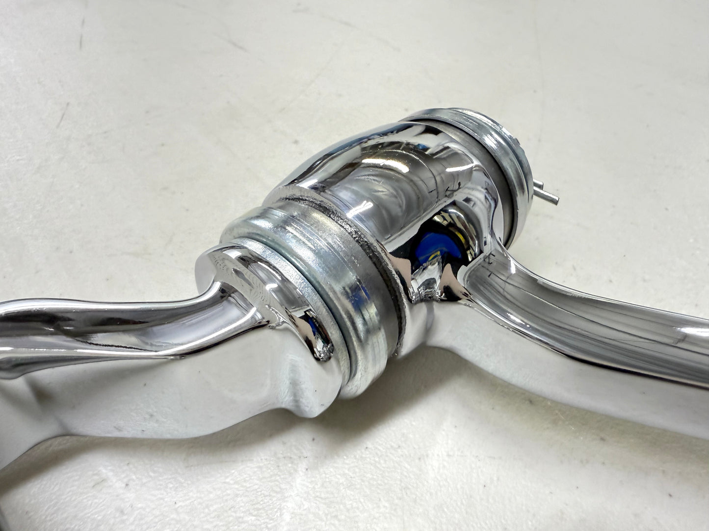 1955-57 GM CHEVY BEL AIR / FULL SIZE PREMIUM HEAVY DUTY IDLER ARM WITH UPGRADED BEARING CONVERSION / SHOW CHROME FINISH