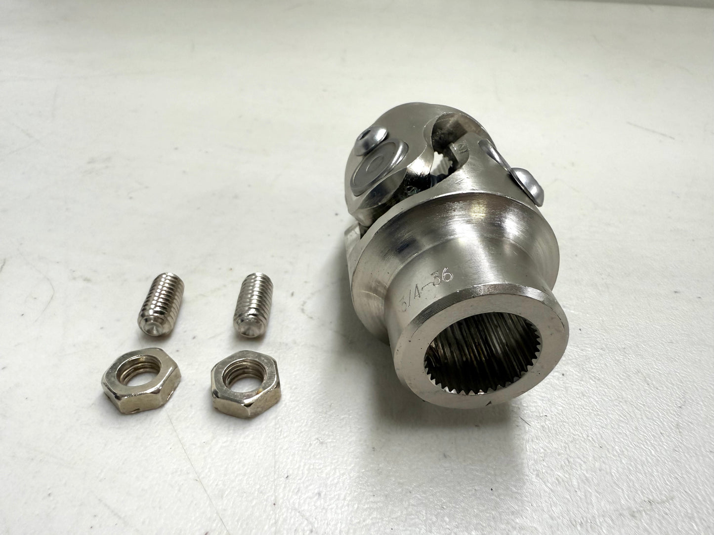SET SCREW STYLE STEERING U-JOINT 3/4-36 SPLINE X 3/4-36 SPLINE