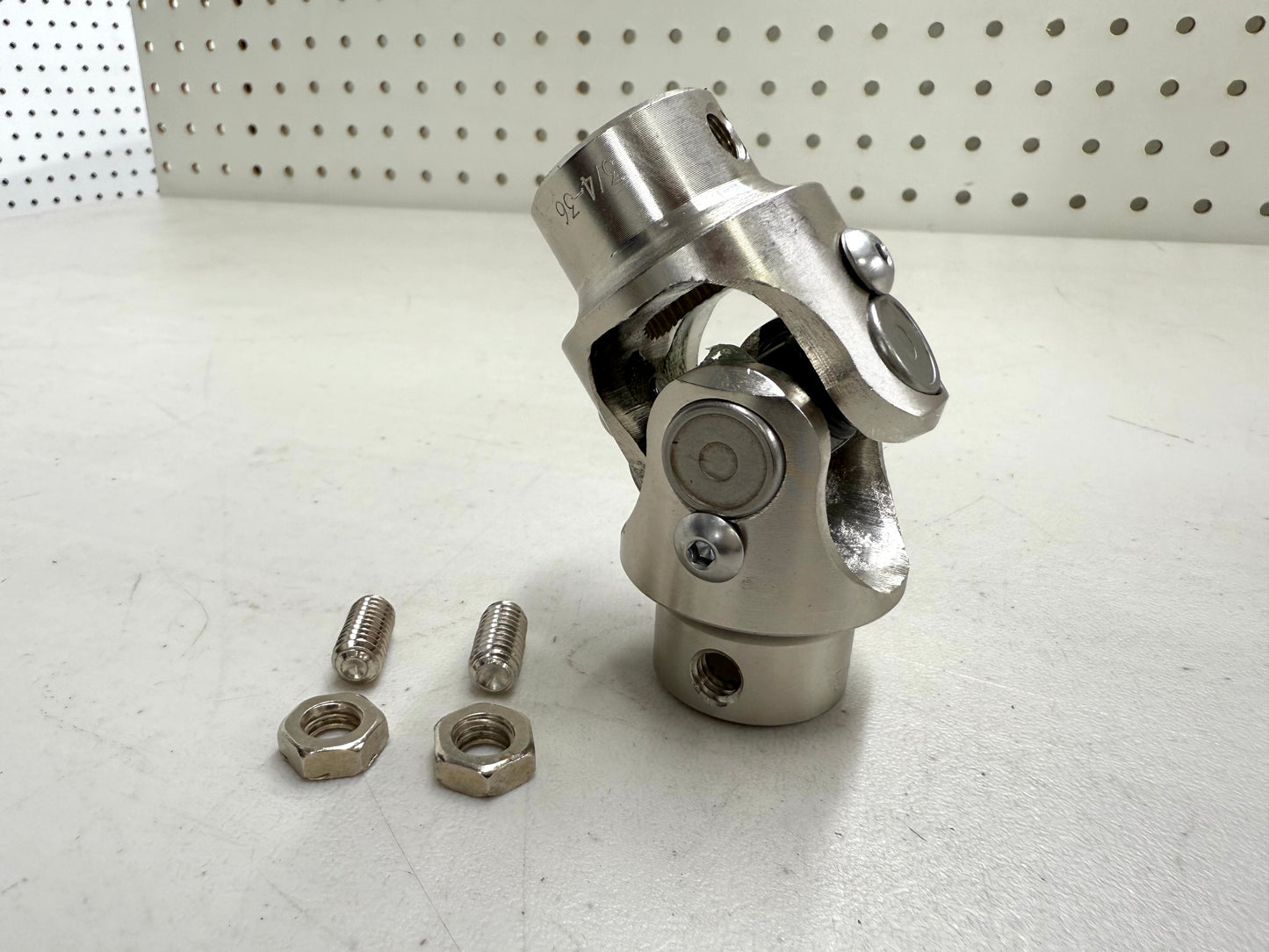 SET SCREW STYLE STEERING U-JOINT 3/4-36 SPLINE X 3/4-36 SPLINE