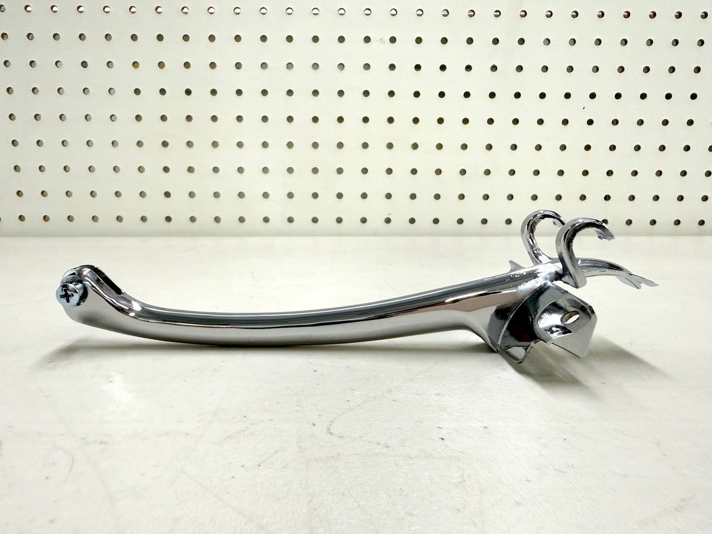 1961-1962 CHEVY IMPALA CONVERTIBLE CHROME INTERIOR REAR VIEW MIRROR BRACKET [NEW]