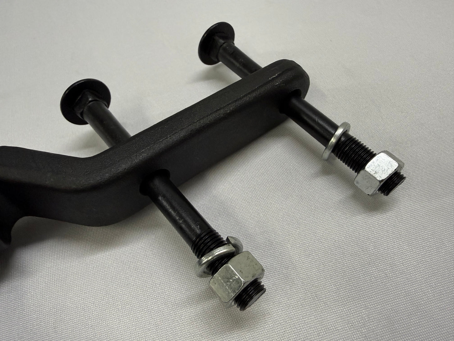 1955-57 GM CHEVY CHEVROLET BEL AIR NOMAD 210 150 TRI FIVE IDLER ARM / RAW FINISH