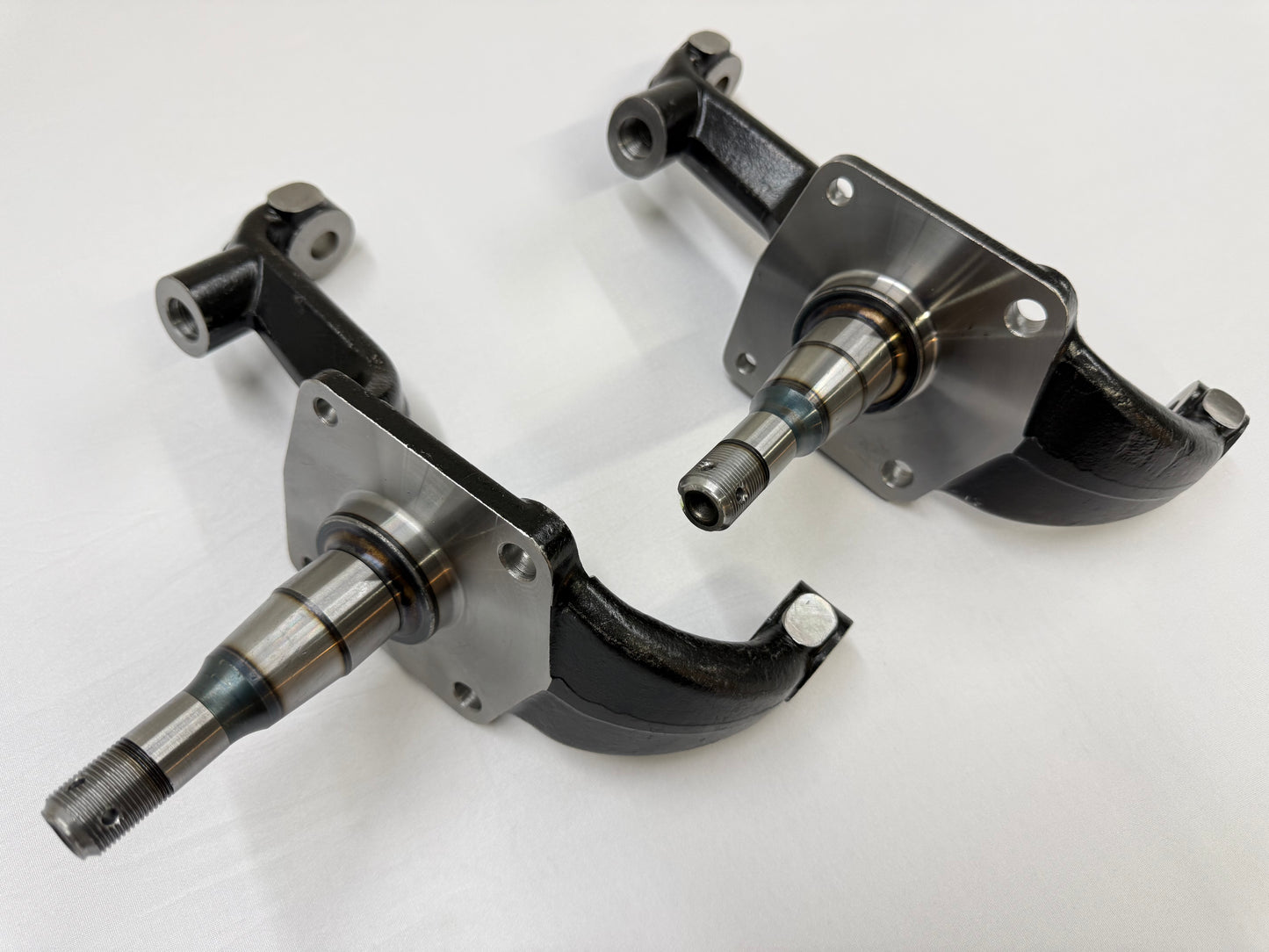 1955-1957 CHEVROLET CHEVY BEL AIR NOMAD 210 150 TRI FIVE DRUM BRAKE SPINDLES (PAIR) / RAW FINISH [NEW]