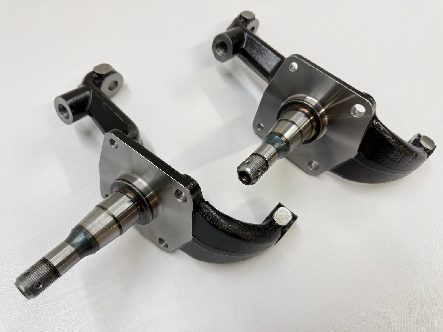 1955-1957 CHEVROLET CHEVY BEL AIR NOMAD 210 150 TRI FIVE DRUM BRAKE SPINDLES (PAIR) / RAW FINISH [NEW]