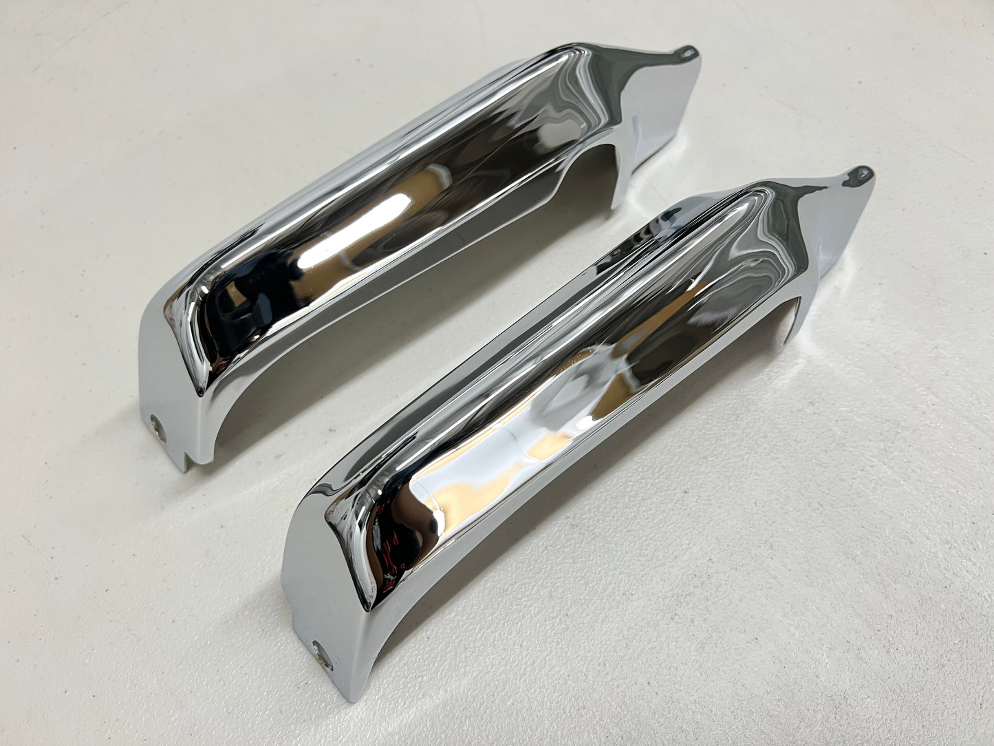 1964 CHEVY IMPALA / FULL SIZE FRONT BUMPER GUARDS 2PC / CHROME FINISH [ORIGINAL OEM RESTORED]