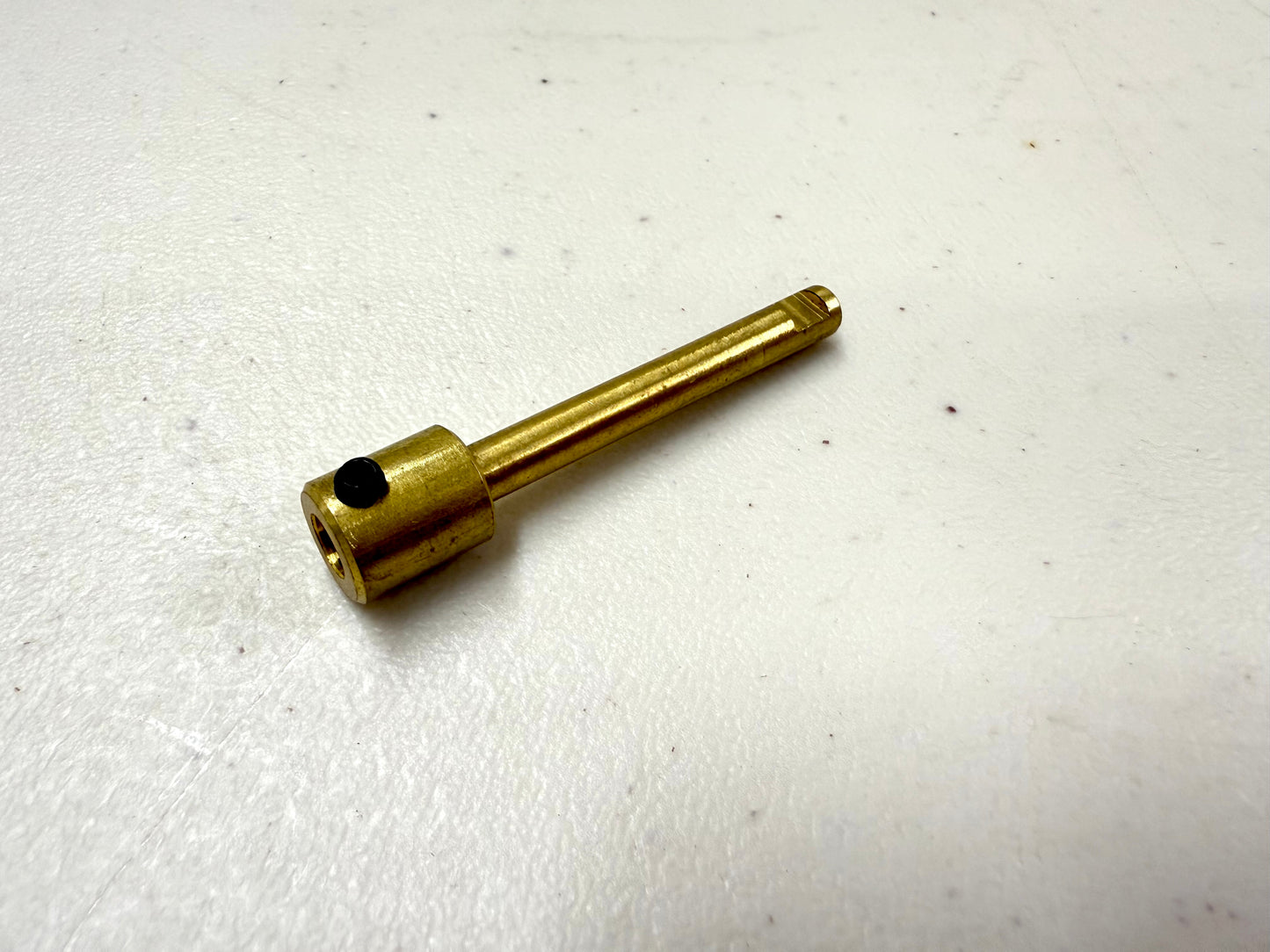 1961-1962 CHEVROLET IMPALA BEL AIR BISCAYNE NOMAD PARKWOOD BROOKWOOD KINGSWOOD 2DR CONVERTIBLE AND WAGON TAILGATE WINDOW SHAFT EXTENSION W/FACTORY AIR 1PC [NEW]