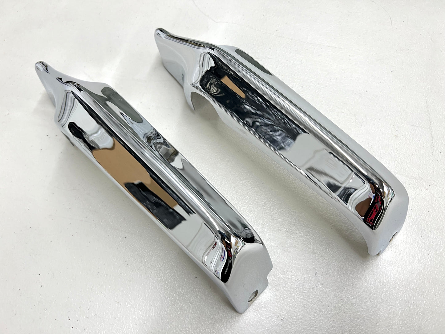 1964 CHEVY IMPALA / FULL SIZE FRONT BUMPER GUARDS 2PC / CHROME FINISH [ORIGINAL OEM RESTORED]