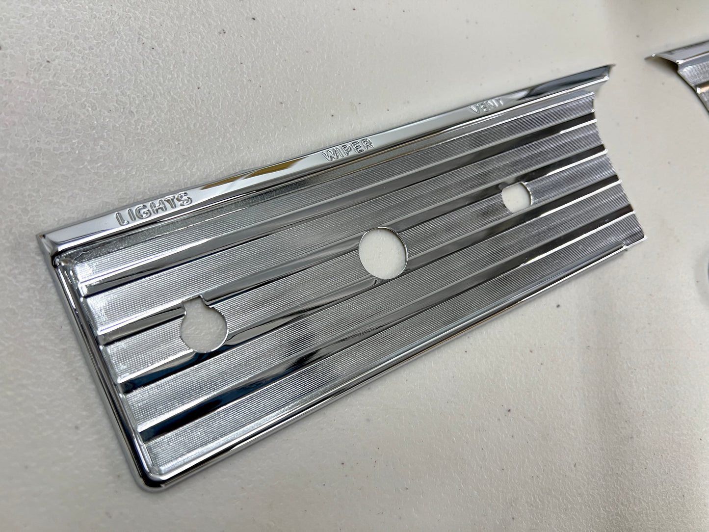 1963 CHEVROLET IMPALA BEL AIR BISCAYNE , FULL-SIZE PASSENGER CAR DASH TRIM MOLDING FASCIA (FACIA) CHROME COMPLETE SET with ASH TRAY and BEZELS [NEW] [CHROME FINISH]